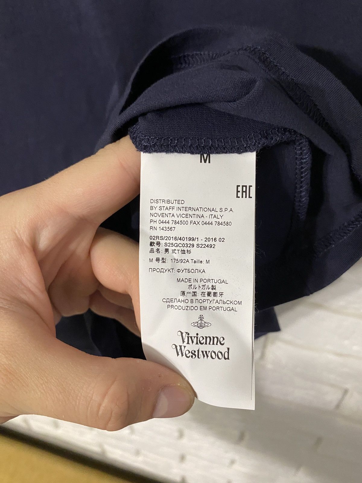 Vivienne Westwood Vintage Vivienne Westwood Logo Orb T Shirt Y2K Basic Size US M / EU 48-50 / 2 - 4 Thumbnail