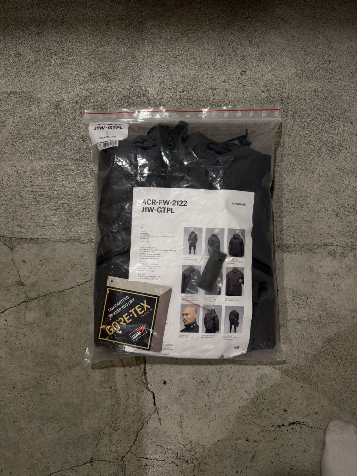 Acronym J1W-GTPL 2L Gore-Tex Paclite Plus Interops Jacket Size US L / EU 52-54 / 3 - 7 Thumbnail