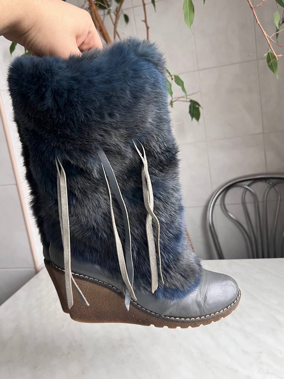 Yeti Fur Yeti Vintage Winter High Platform Boots Y2K 2000s FUR Size US 7 / IT 37 - 6 Thumbnail