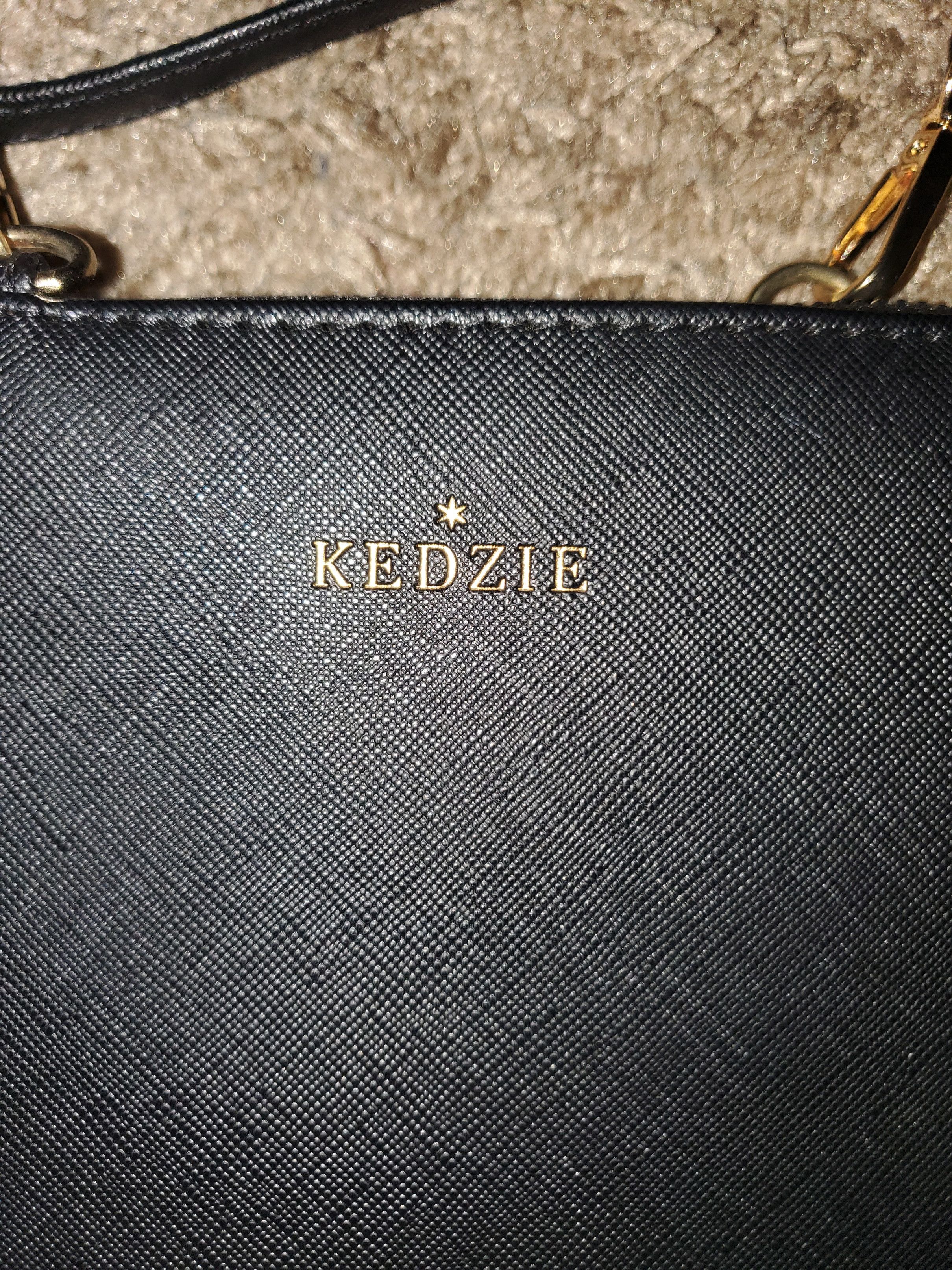 Other *NWOT* Kedzie Vegan Leather Crossbody in Black Size ONE SIZE - 3 Thumbnail