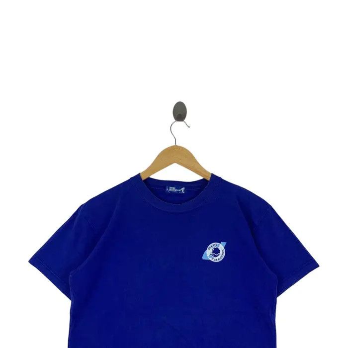 Disney Vintage TOKYO DISNEYLAND RESORT Donald Surf Champ Tee Shirt Size M / US 6-8 / IT 42-44 - 2 Thumbnail