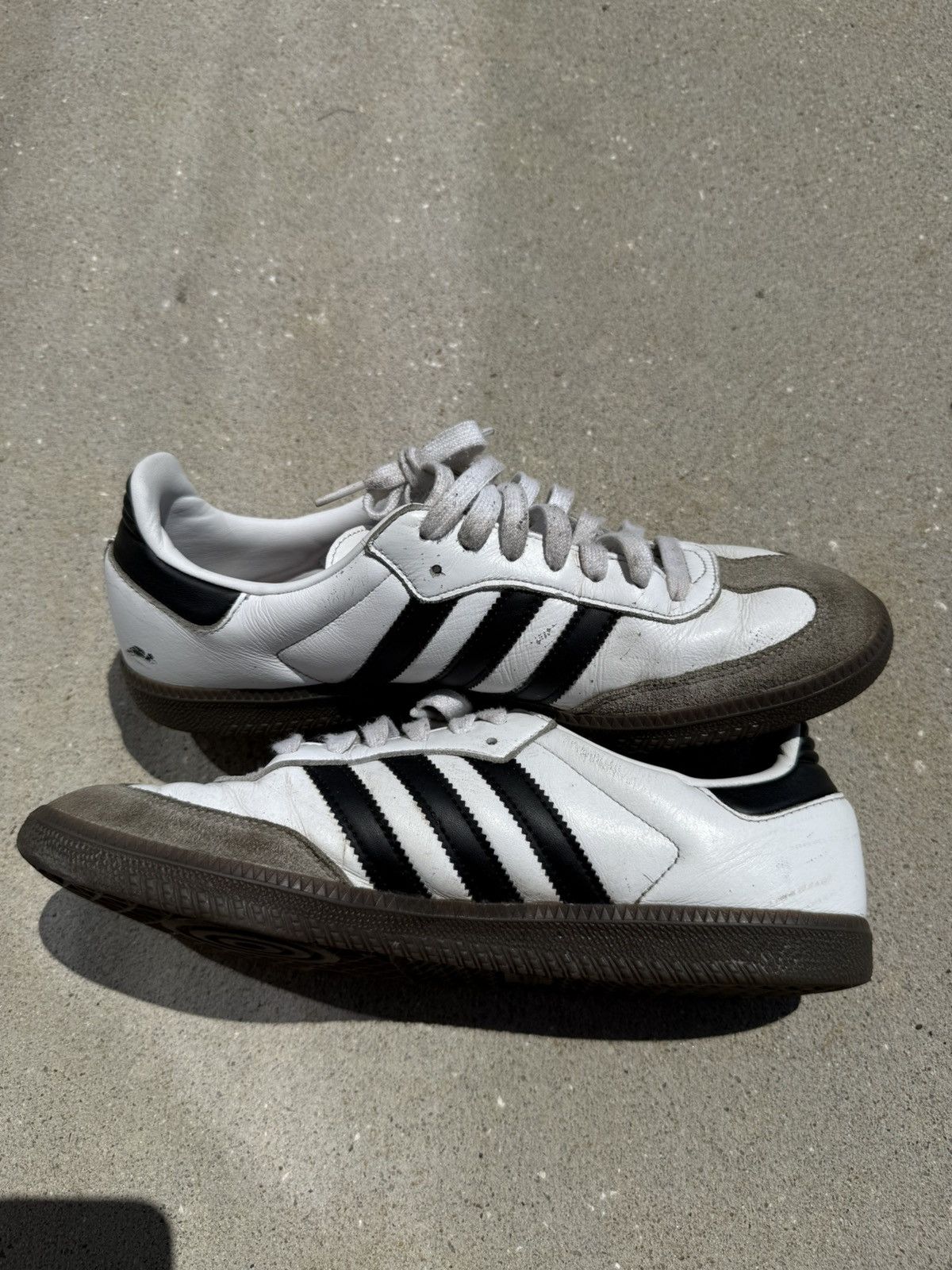 Adidas Adidas Sambas Size US 9.5 / EU 42-43 - 2 Thumbnail