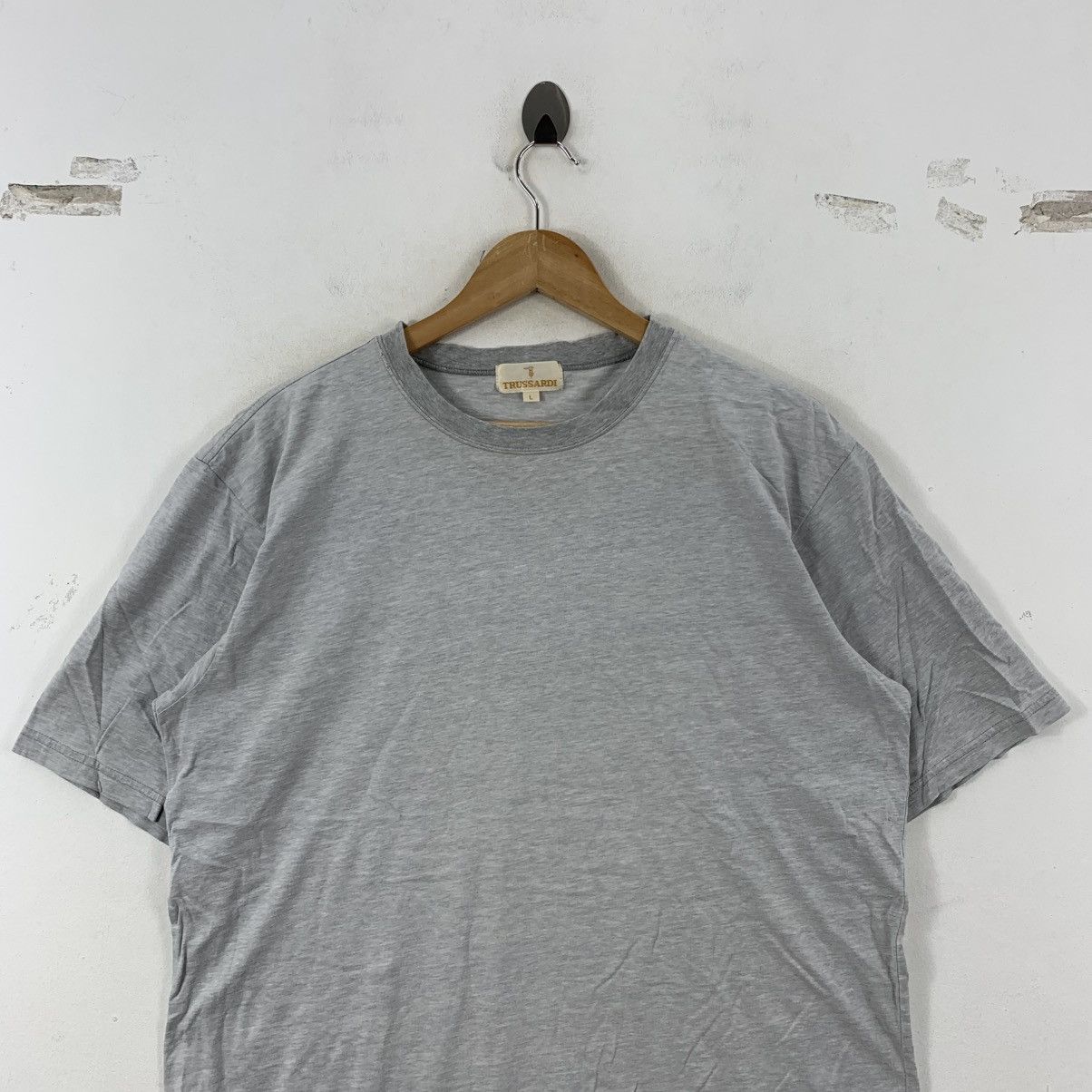 Trussardi Vintage TRUSSARDI UOMO Back Hit Short Sleeve Tshirt Size US L / EU 52-54 / 3 - 3 Thumbnail