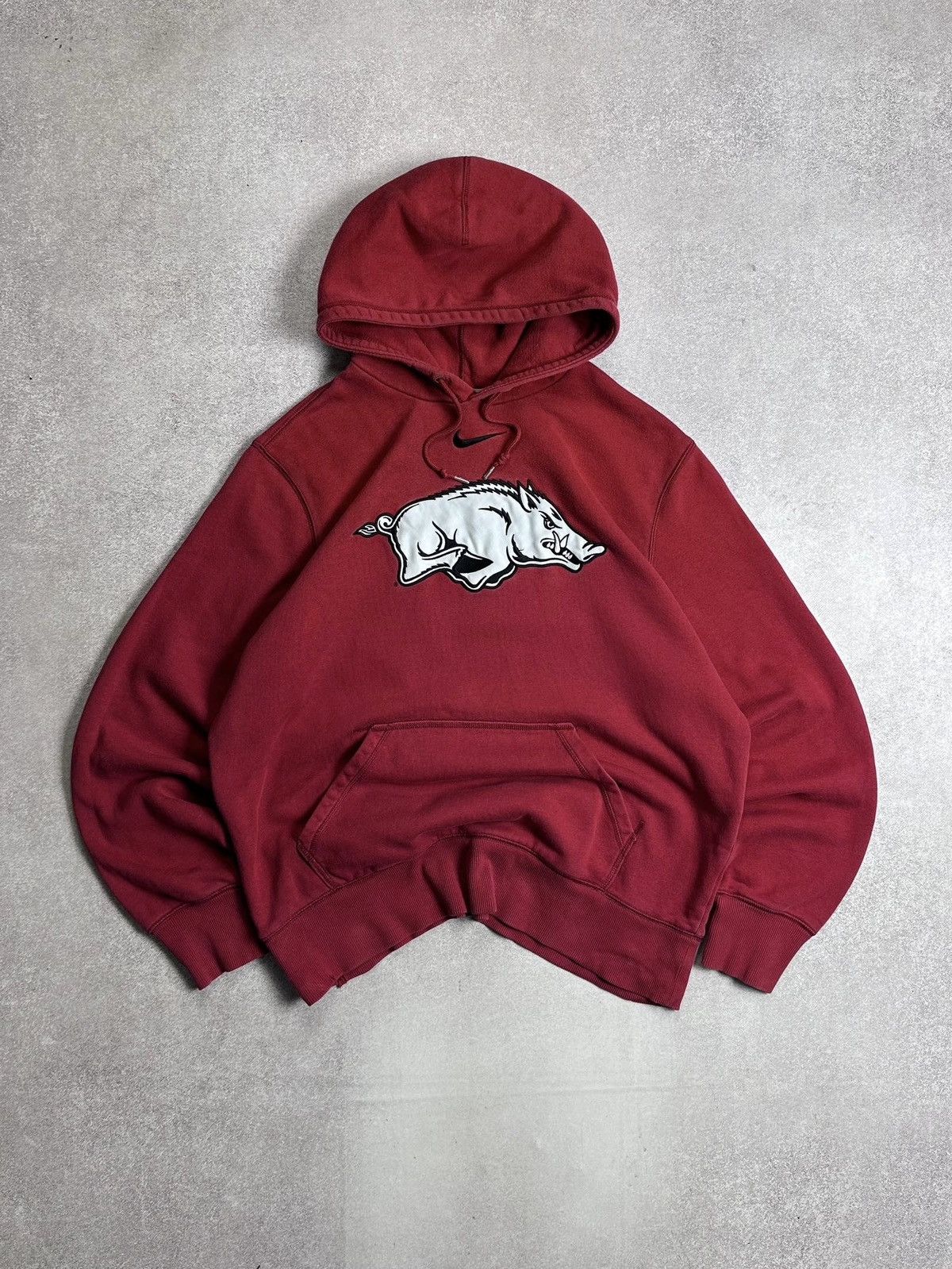 Nike Vintage Nike Arkansas Razorbacks Boxy Hoodie XL Size US XL / EU 56 / 4 - 1 Thumbnail