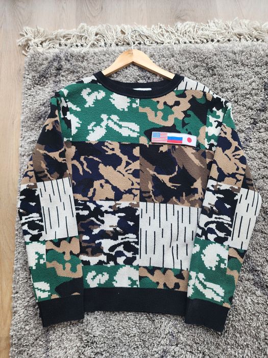 Gosha rubchinskiy outlet camo sweater