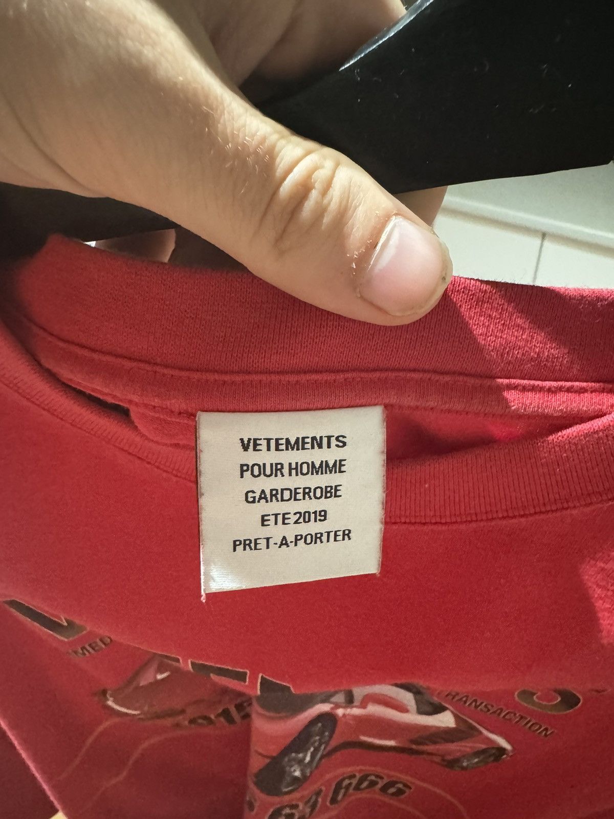 Vetements Hotline tee Size US M / EU 48-50 / 2 - 4 Thumbnail