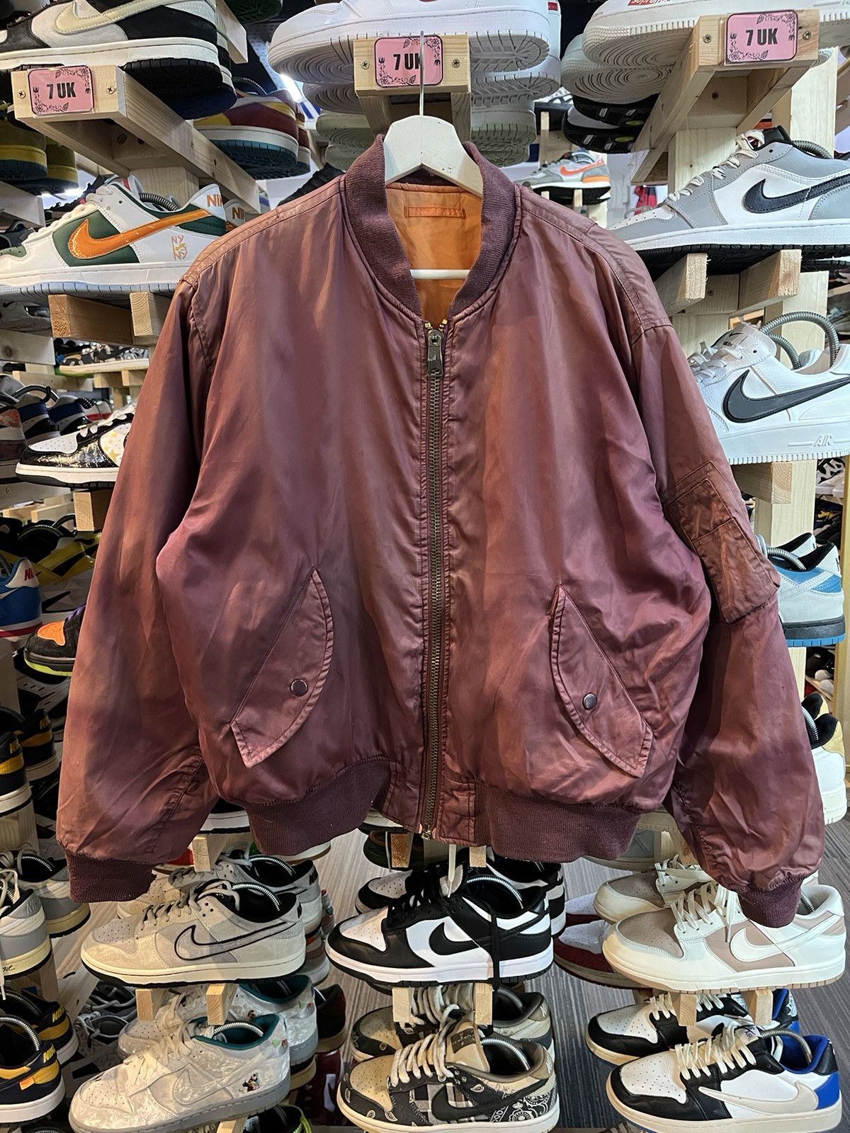 Vintage VINTAGE Bomber Jacket REVERSED Size US L / EU 52-54 / 3 - 1 Thumbnail