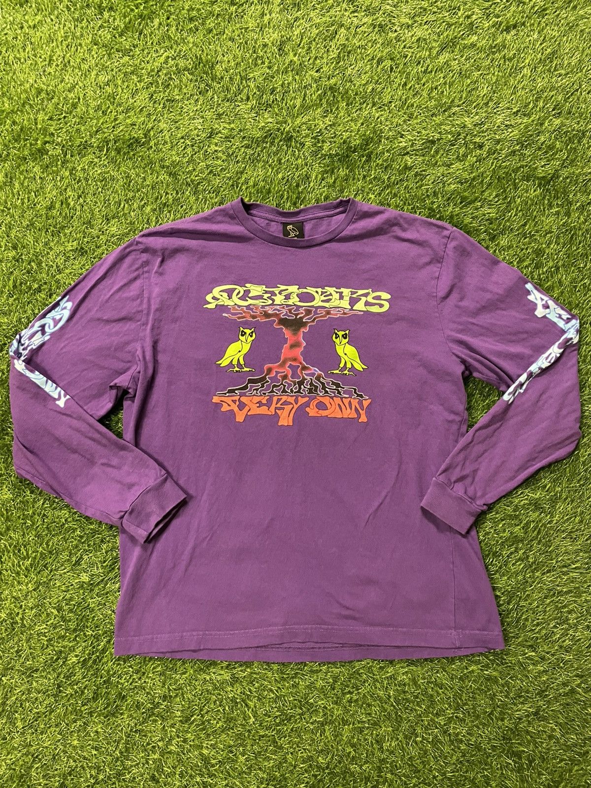 October's Very Own Ovo Octobers Very Own Drake Long sleeve Size Large Size US L / EU 52-54 / 3 - 1 Thumbnail