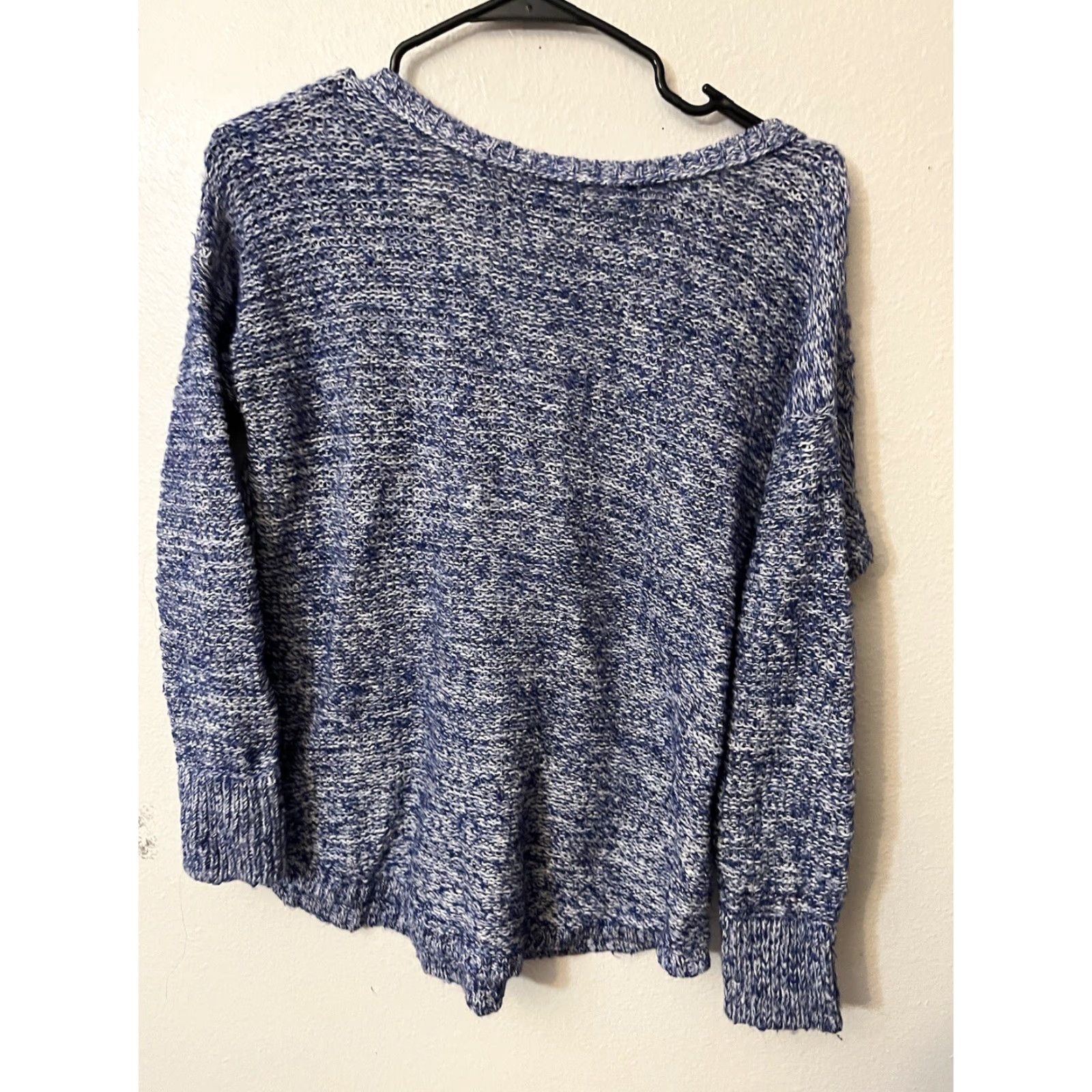 American Eagle Outfitters VINTAGE American Eagle Womens Sweater Pullover Knit V-Neck Long Sleeve Casual Size S Blue Heather Fall Winter Women Size S / US 4 / IT 40 - 3 Thumbnail