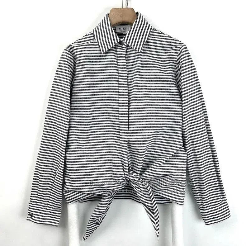 Chanel Chanel Logo Stripe Tie Waist Shirt. Size US S / EU 44-46 / 1 - 2 Thumbnail