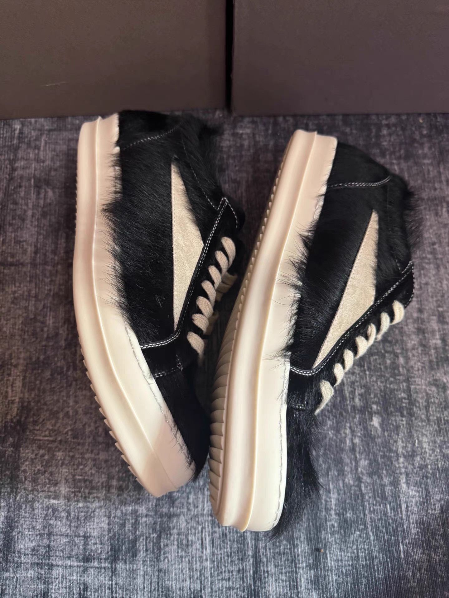 Rick Owens Rick Owens Main Line Black Pony Hair Geobasket Size US 7 / EU 40 - 4 Thumbnail