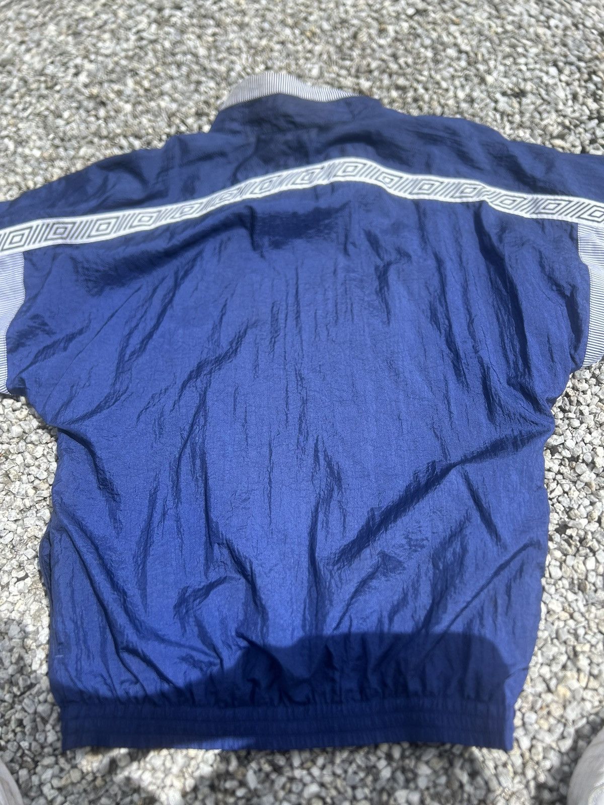 Umbro Umbro Windbreaker Track Jacket Size US L / EU 52-54 / 3 - 5 Thumbnail