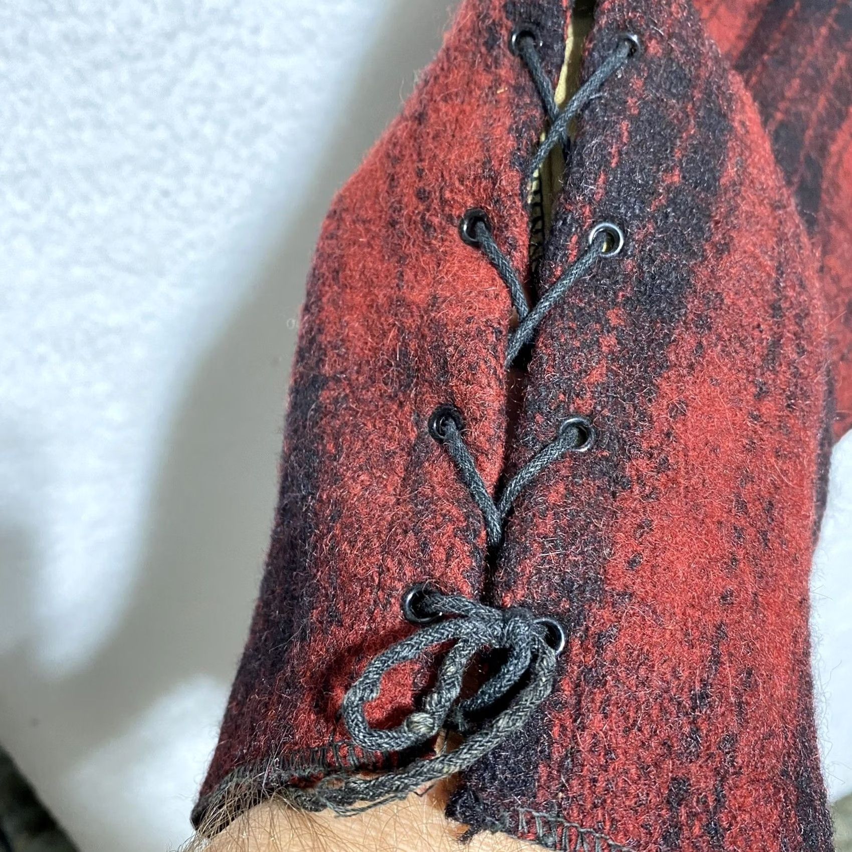 Vintage VINTAGE JC Higgins Red Wool Hunting Pants Knickers Lace Up 32” Button Fly 1930s Mens 32in Wool Red Plaid Size US 32 / EU 48 - 4 Thumbnail