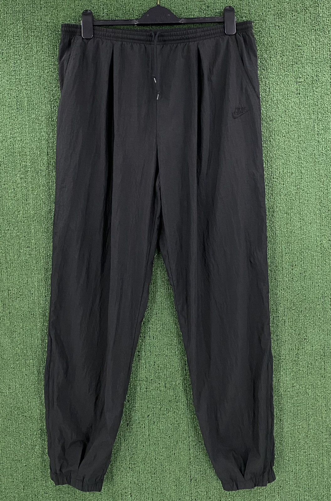 Nike VTG 90’s Nike Spellout Grey Tag Pleated Windbreaker Pants XL Size US 40 / EU 56 - 1 Thumbnail