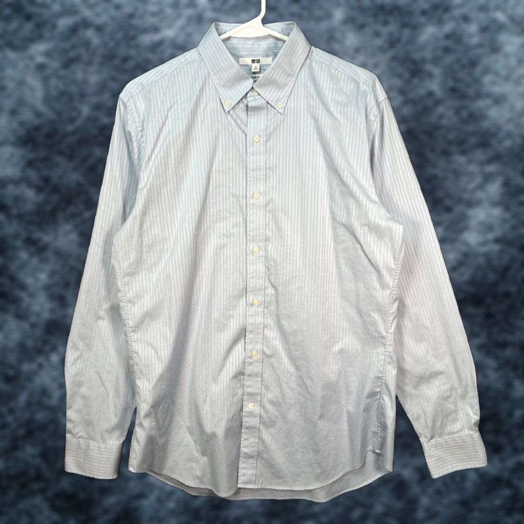 Uniqlo Uniqlo Mens Slim Fit Light Blue Striped Button-Down Shirt Cotton Blend Small to Medium Casual Shirt Mens Regular Size M Blue Shirt Size US M / EU 48-50 / 2 - 1 Thumbnail