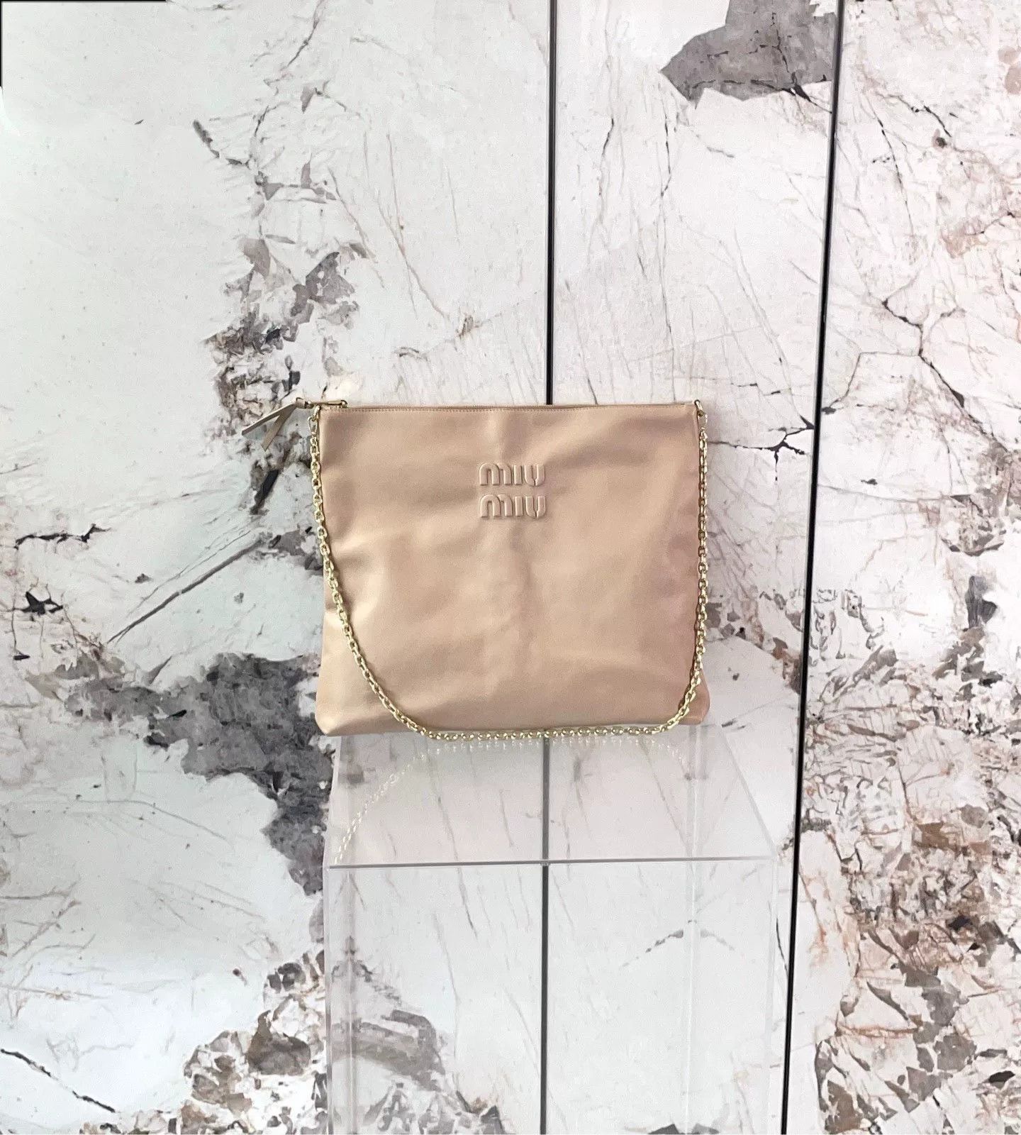 Miu Miu Pre-loved Bag Very good condition Size ONE SIZE - 1 Thumbnail