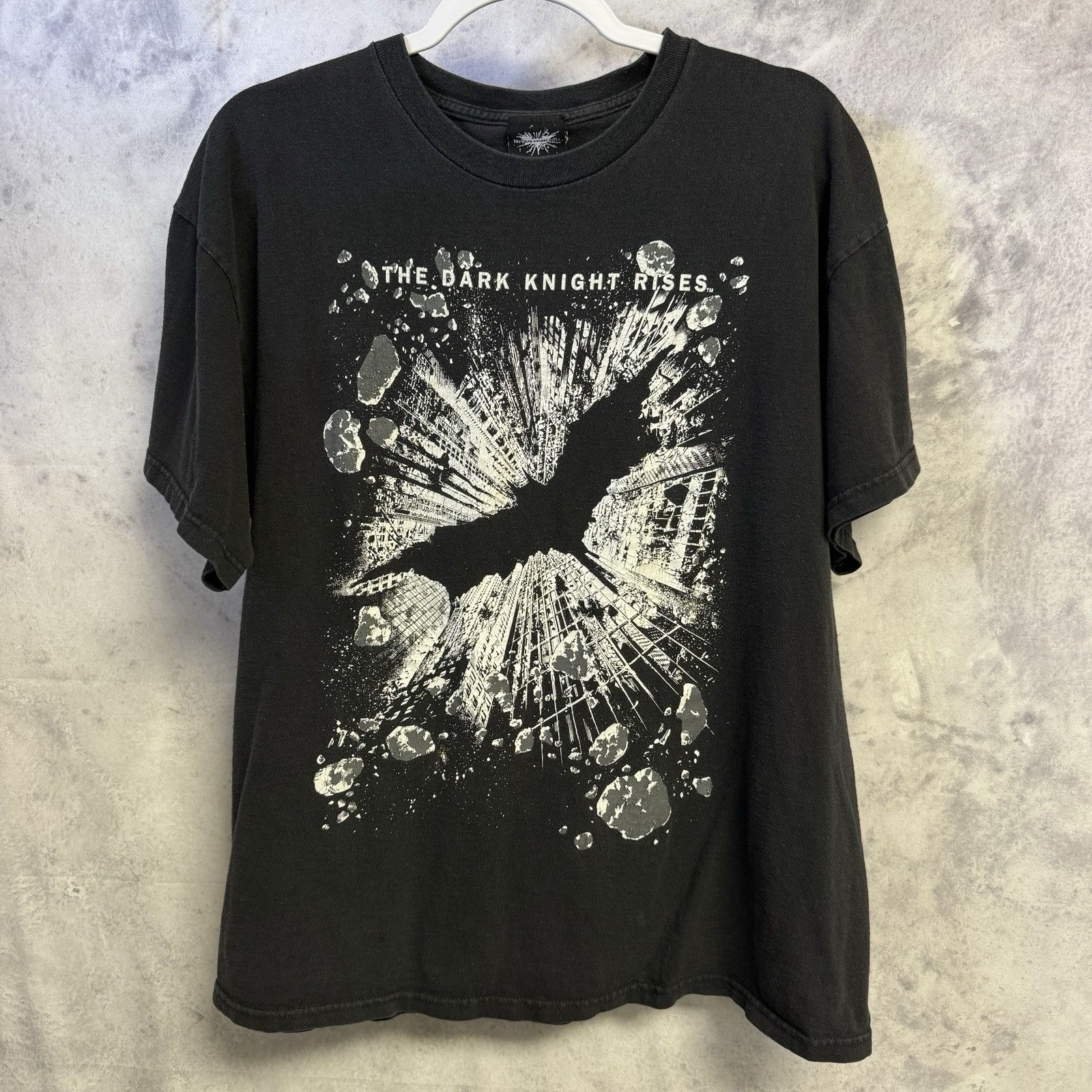DC The Dark Knight Rises DC Comics T Shirt Mens XL Batman Size US XL / EU 56 / 4 - 1 Thumbnail