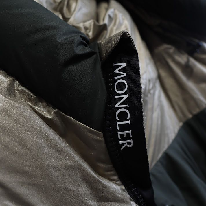 Moncler o1rshd1 Damavand Hooded Down Jacket in Golden Size US L / EU 52-54 / 3 - 12 Thumbnail
