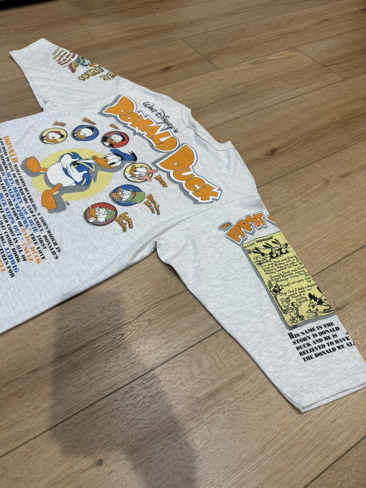 Disney Vintage 1991 Disney Donald Duck Grey Long Sleeve AOP Size US XL / EU 56 / 4 - 7 Thumbnail