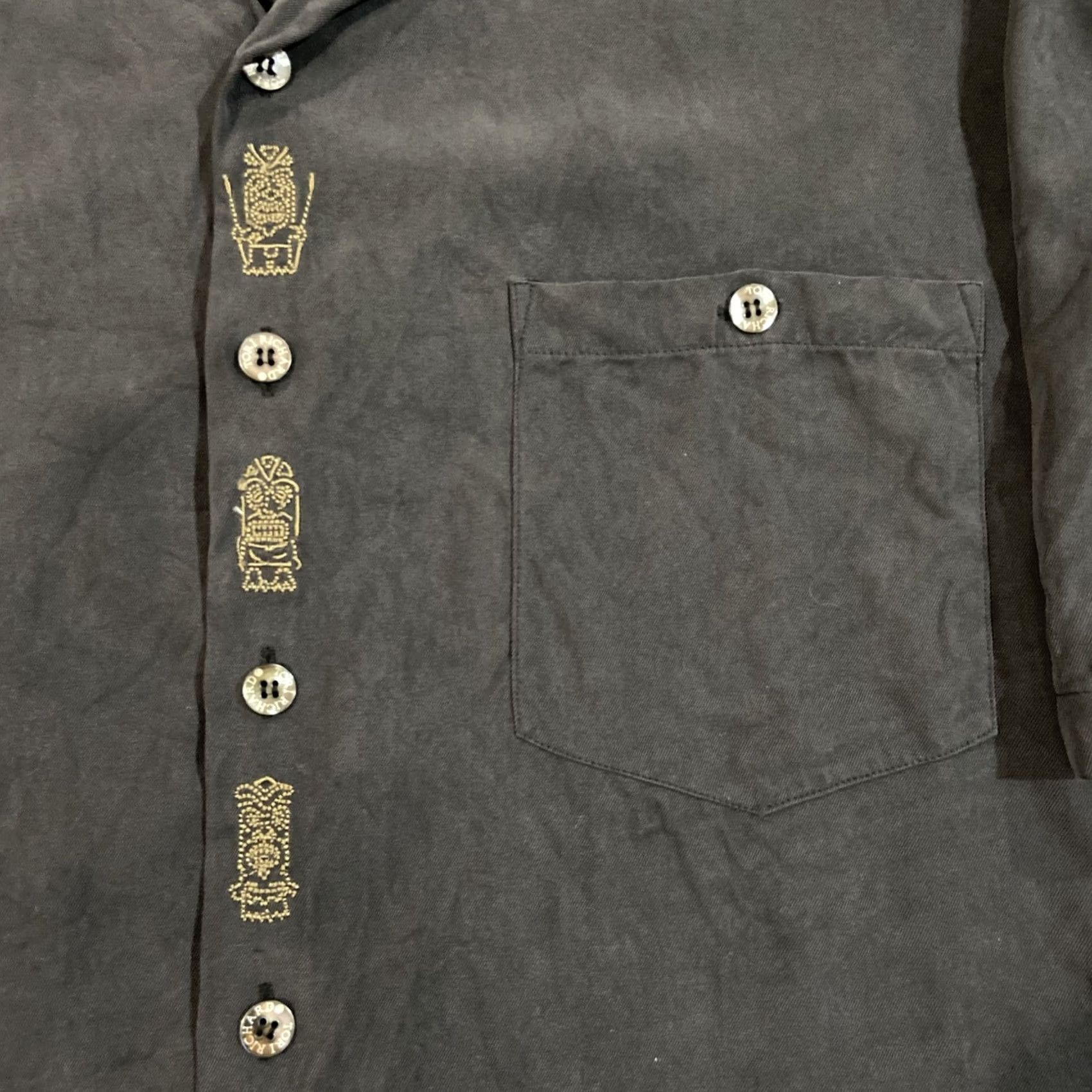 Tori Richard VINTAGE Tori Richard Silk Shirt Tiki Embroidered XL Black Hawaiian Button-Up Shirt Men Size US XL / EU 56 / 4 - 2 Thumbnail