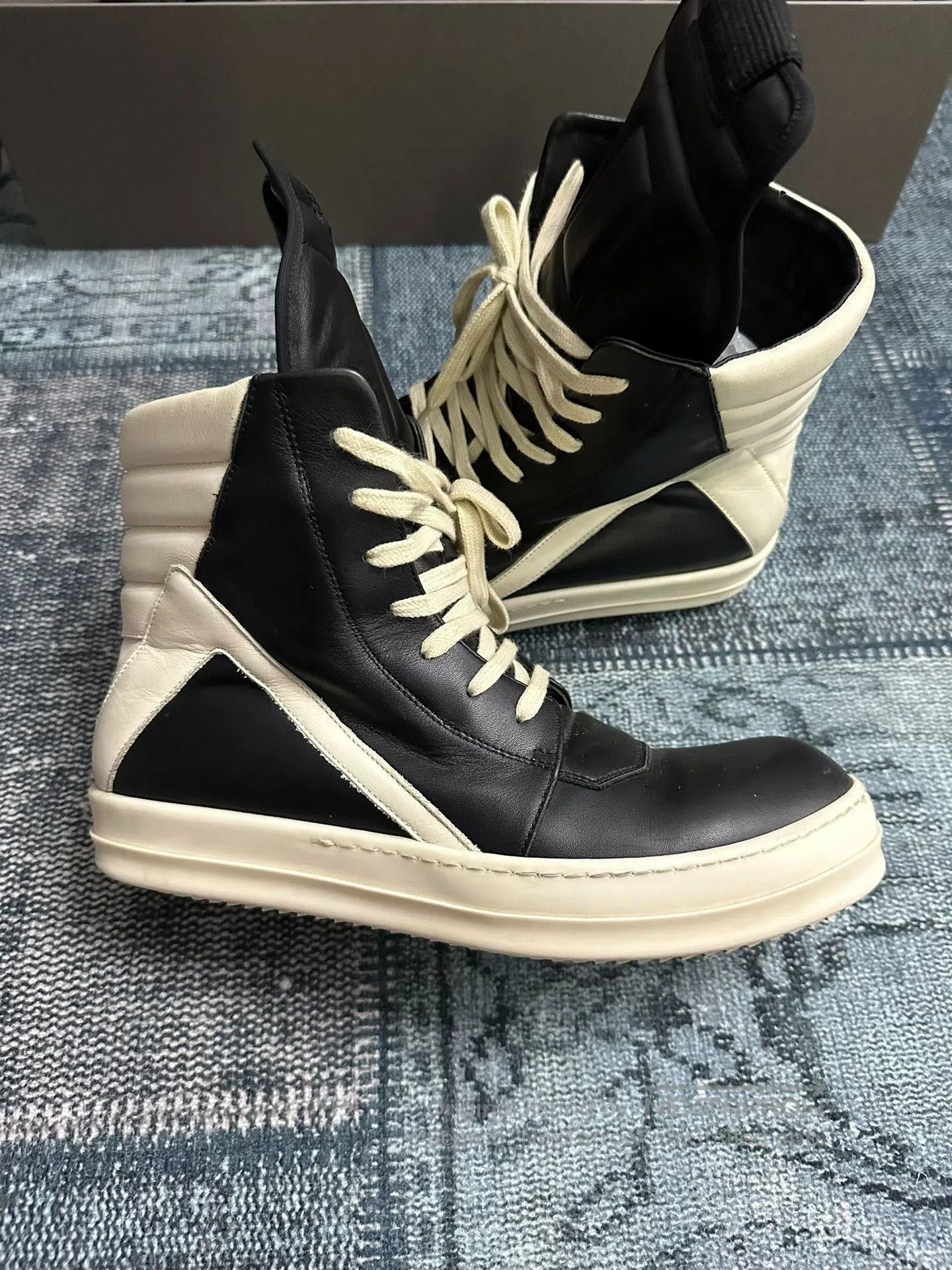 Rick Owens Rick Owens Main Line Inverted Triangle Size 42. Size US 9 / EU 42 - 4 Thumbnail