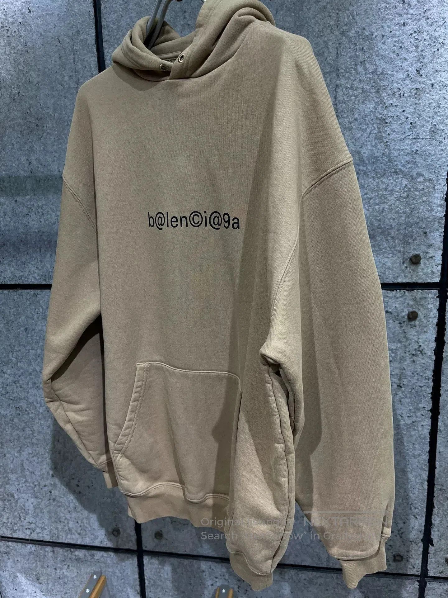 Balenciaga Balenciaga Beige Mailbox Hoodie S. Size US S / EU 44-46 / 1 - 4 Thumbnail