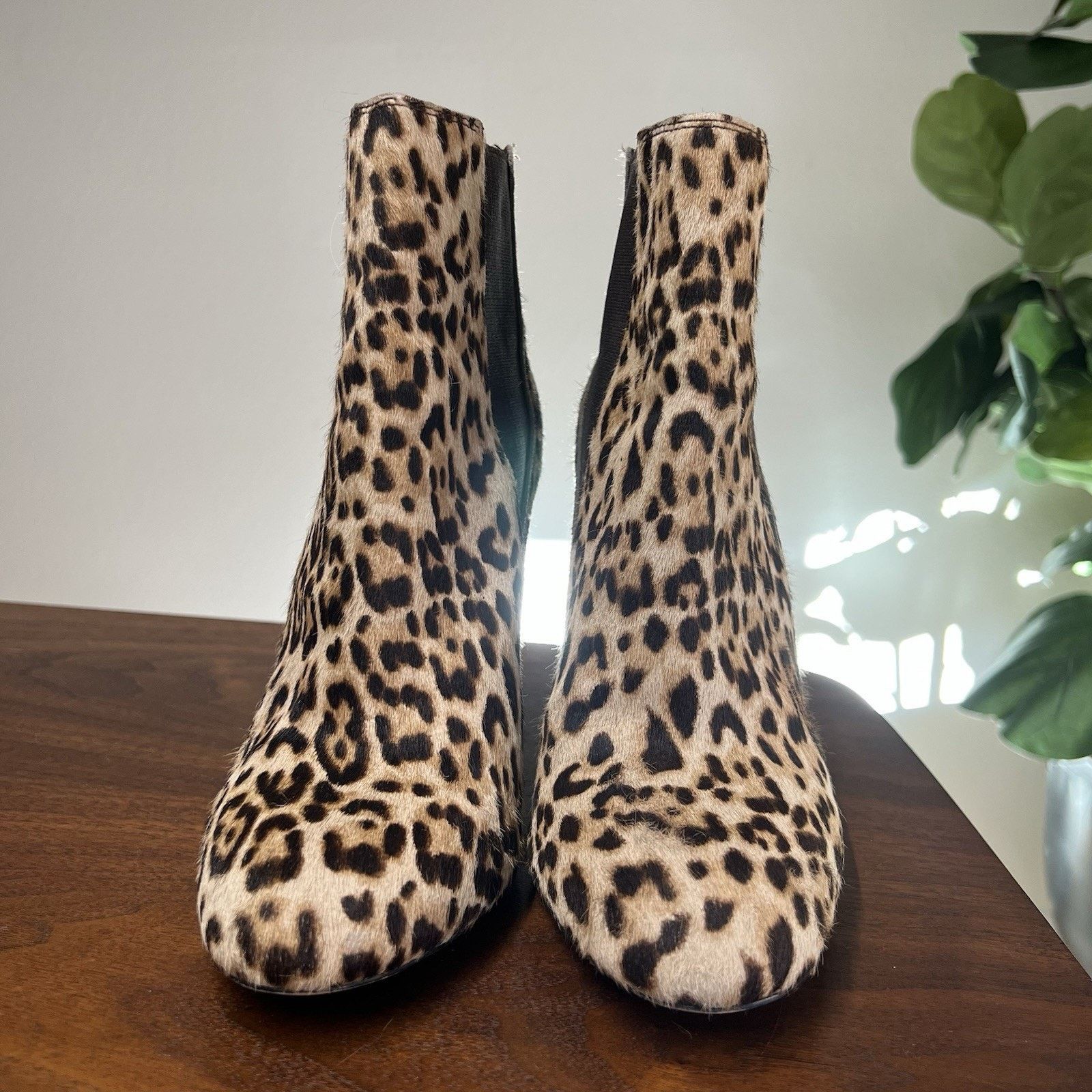 Sam Edelman Sam Edelman 8.5 Chelsea Bootie Calf Hair 4” Block Heel Size US 8.5 / IT 38.5 - 3 Thumbnail
