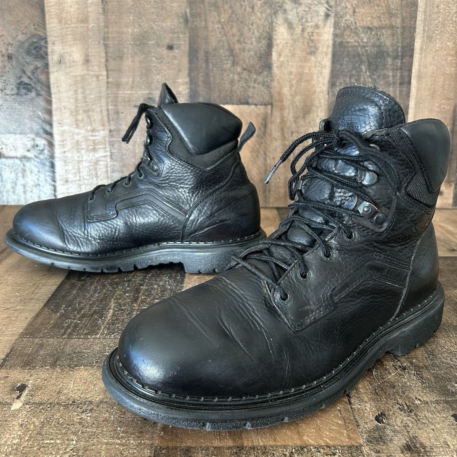 Red Wing Red Wing 923 Black Plain Toe Lace Up Work Boots Mens 10.5 EE Size US 10.5 / EU 43-44 - 1 Thumbnail