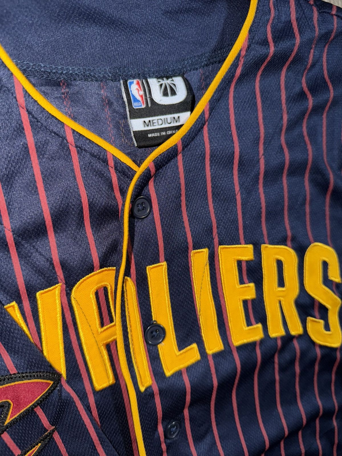NBA Cleveland Cavaliers Jersey Mens Striped NBA 70 Jersey NBA Size US M / EU 48-50 / 2 - 5 Thumbnail