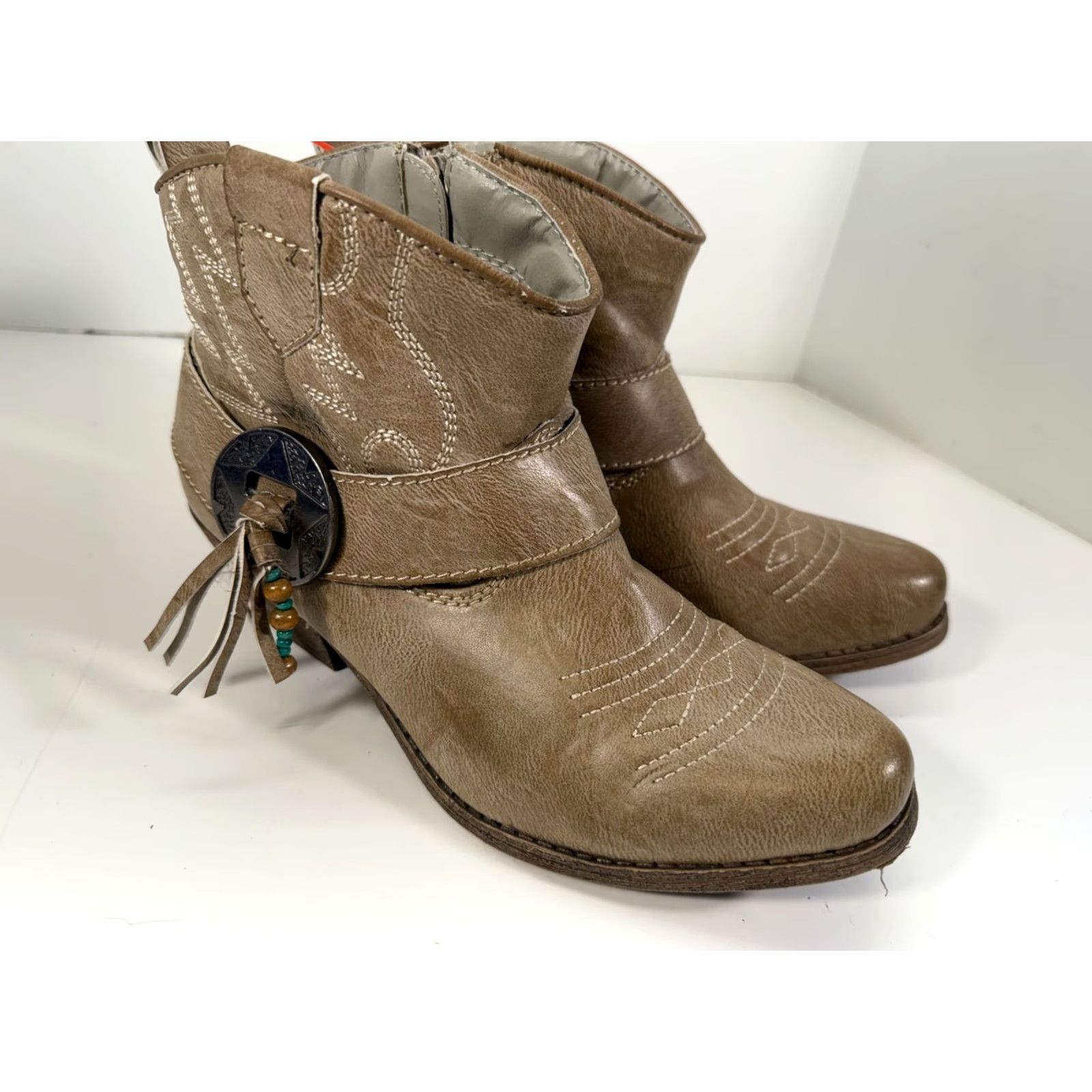 Vintage Big Buddha Western Ankle Bootie Womens 8M Brown Cowgirl Beaded Tassel Embroidered Boots Size US 8 / IT 38 - 4 Thumbnail