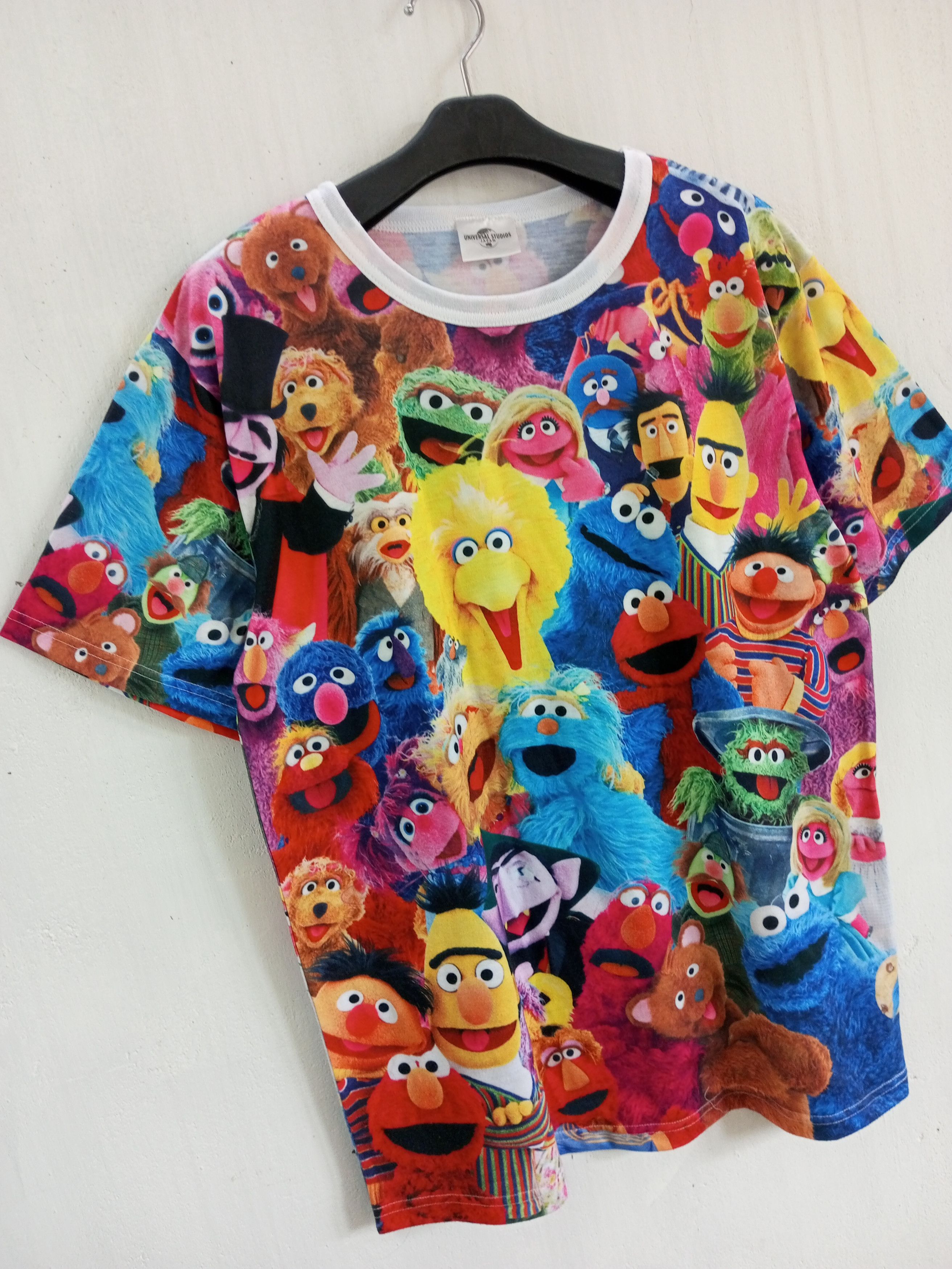 Japanese Brand Vintage Sesame Street All Over Print L Size US L / EU 52-54 / 3 - 3 Thumbnail