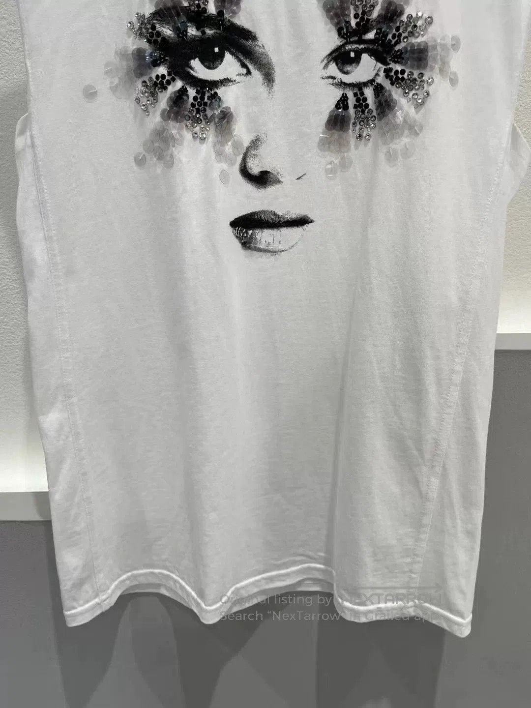 Chanel Chanel Portrait Print Sleeveless Top. Size US XS / EU 42 / 0 - 4 Thumbnail