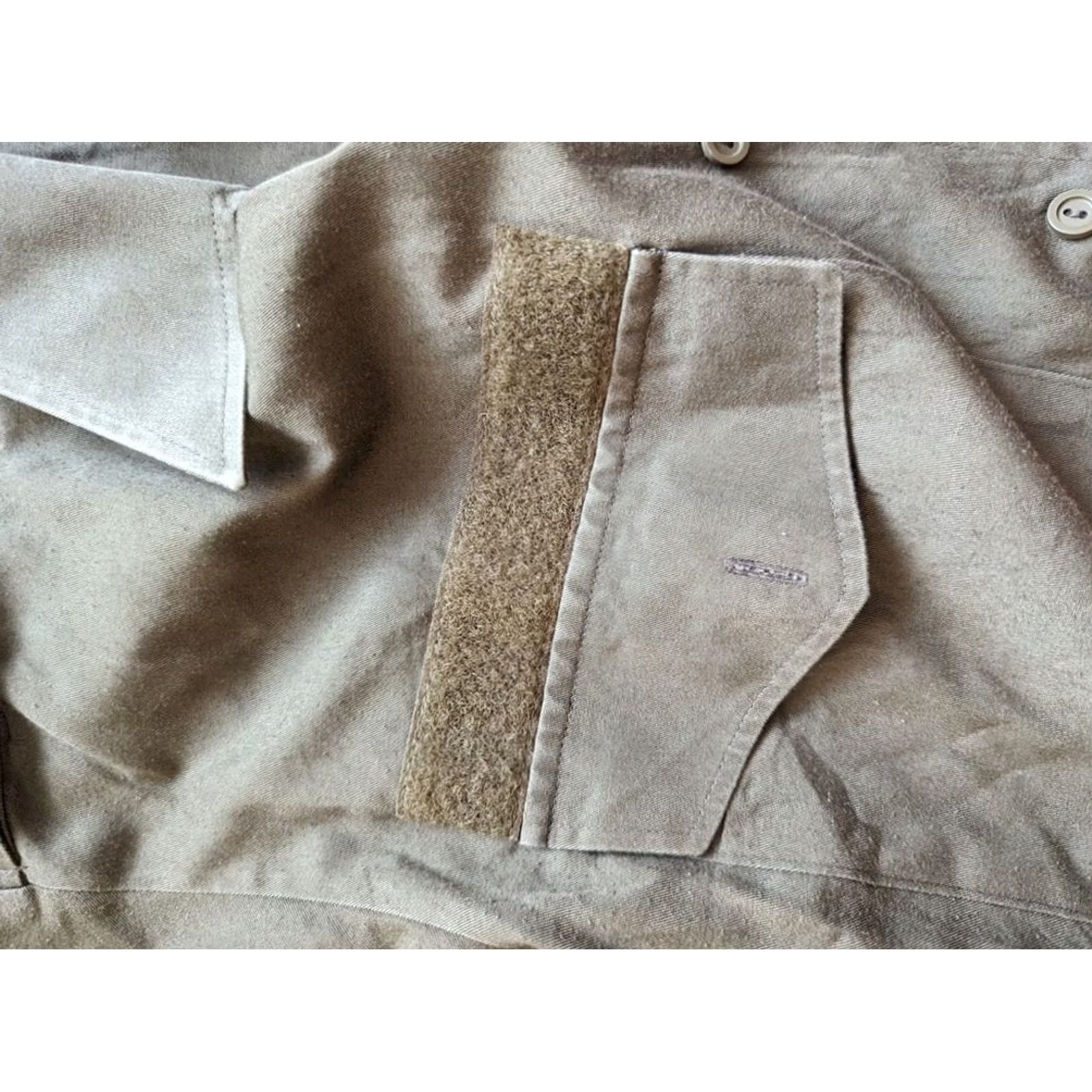 Olive Vintage gloriette shirt size 39 olive army military button up long sleeve mens Size US L / EU 52-54 / 3 - 2 Thumbnail