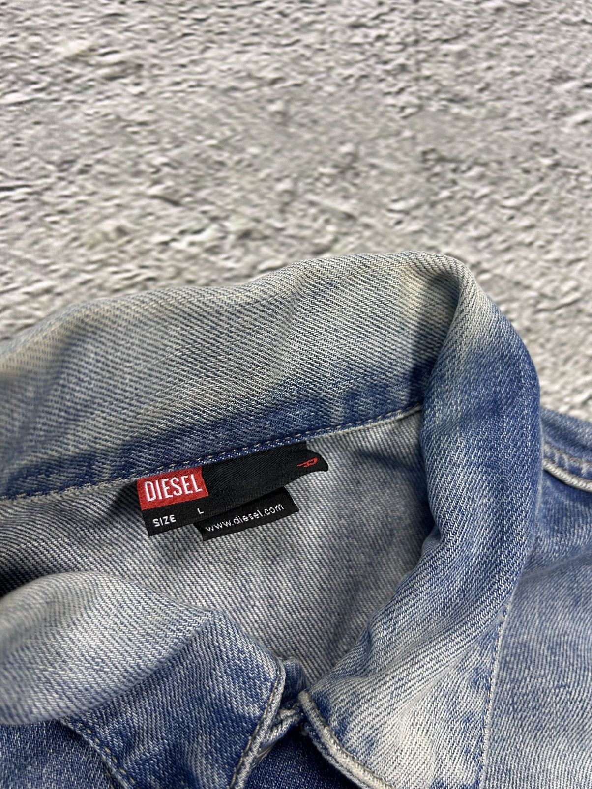 Diesel × Vintage Diesel denim jacket blue Size L / US 10 / IT 46 - 2 Thumbnail