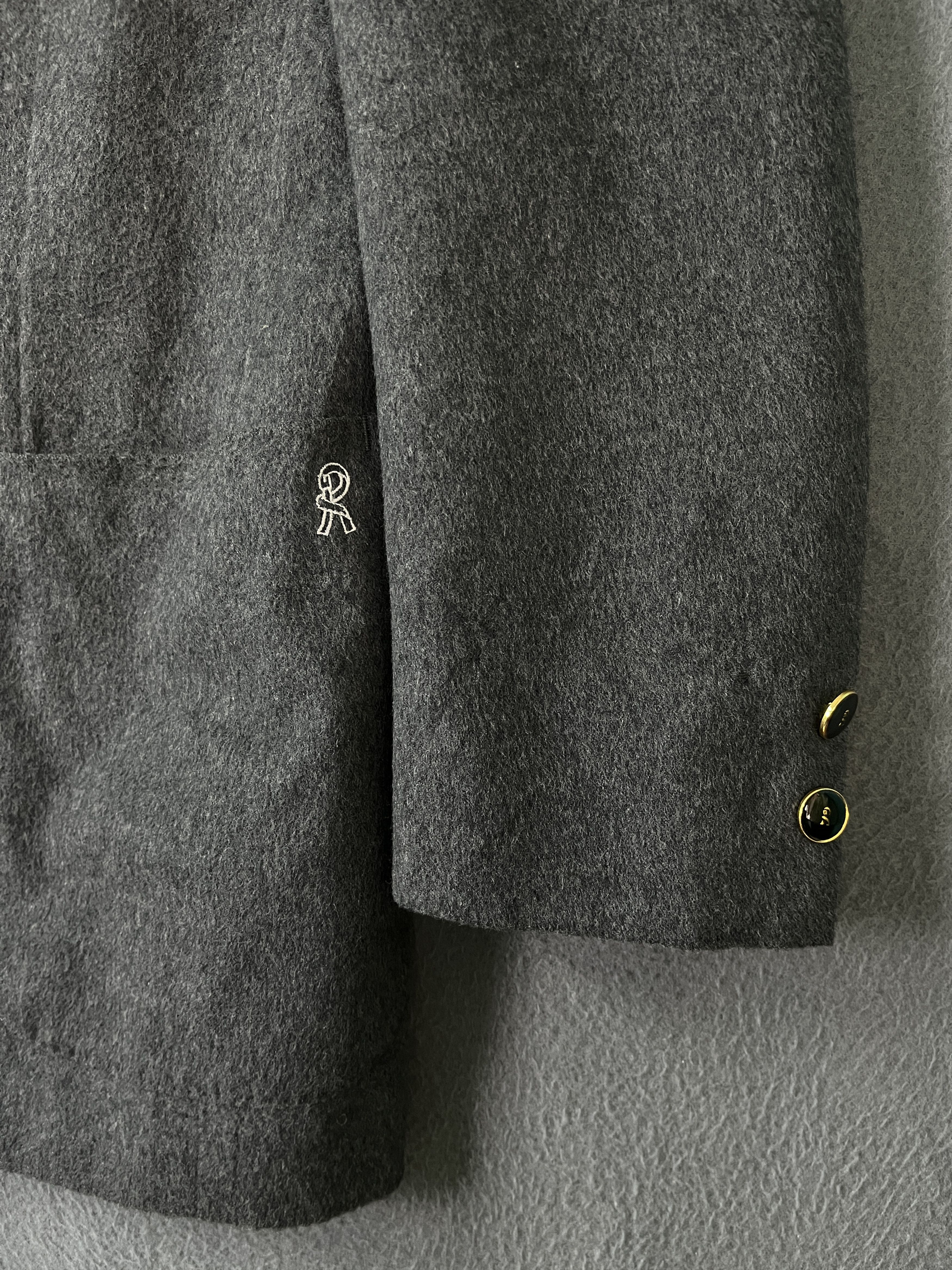 Roberta di Camerino Wool and Cashmere Grey Blazer Size 40R - 8 Thumbnail
