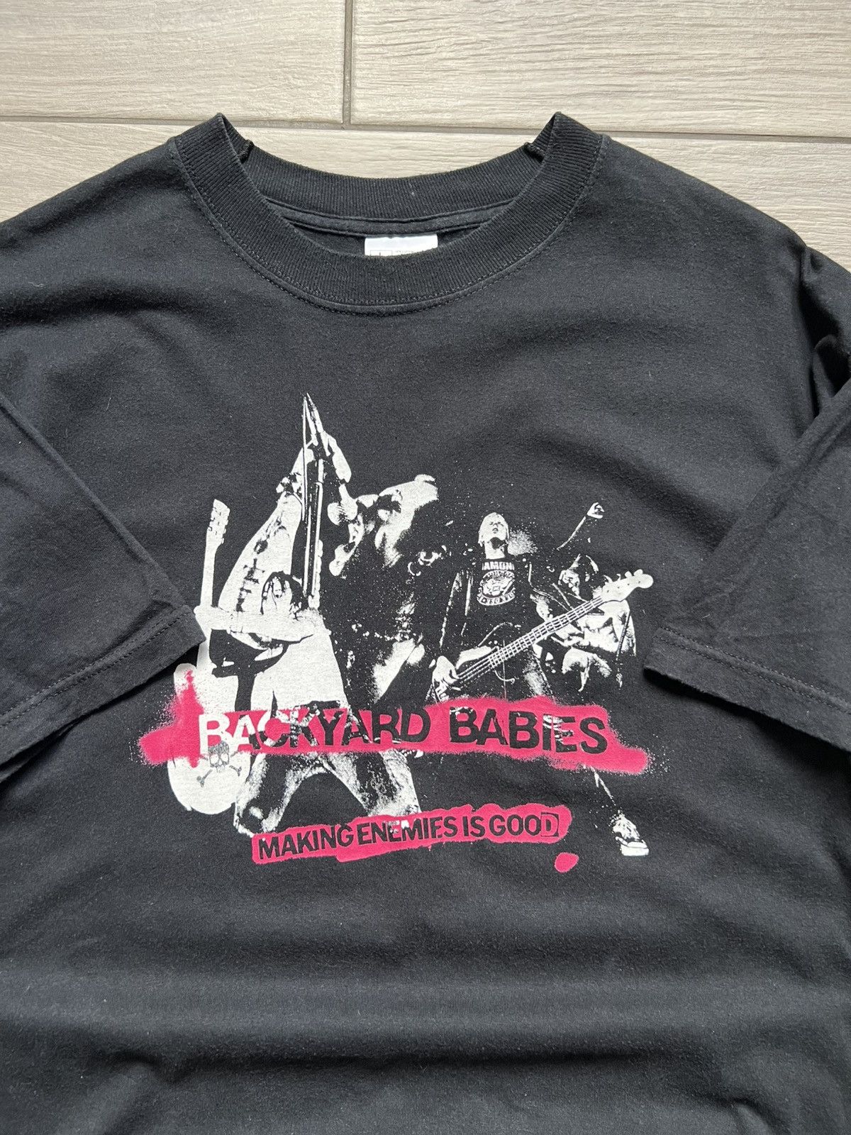 Band Tees Vintage 90s BACKYARD BABIES Swedish Rock Band Shirt Size US L / EU 52-54 / 3 - 7 Thumbnail