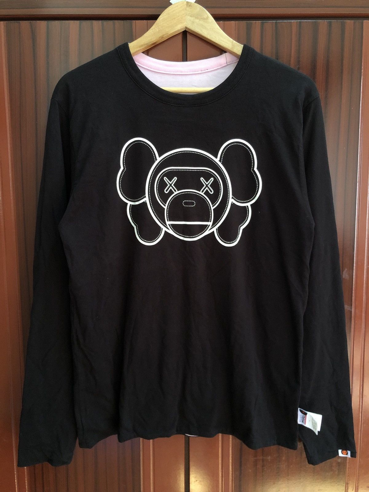 Bape × Kaws OG Baby Milo x Kaws Reversible Long Sleeve Size US M / EU 48-50 / 2 - 1 Thumbnail