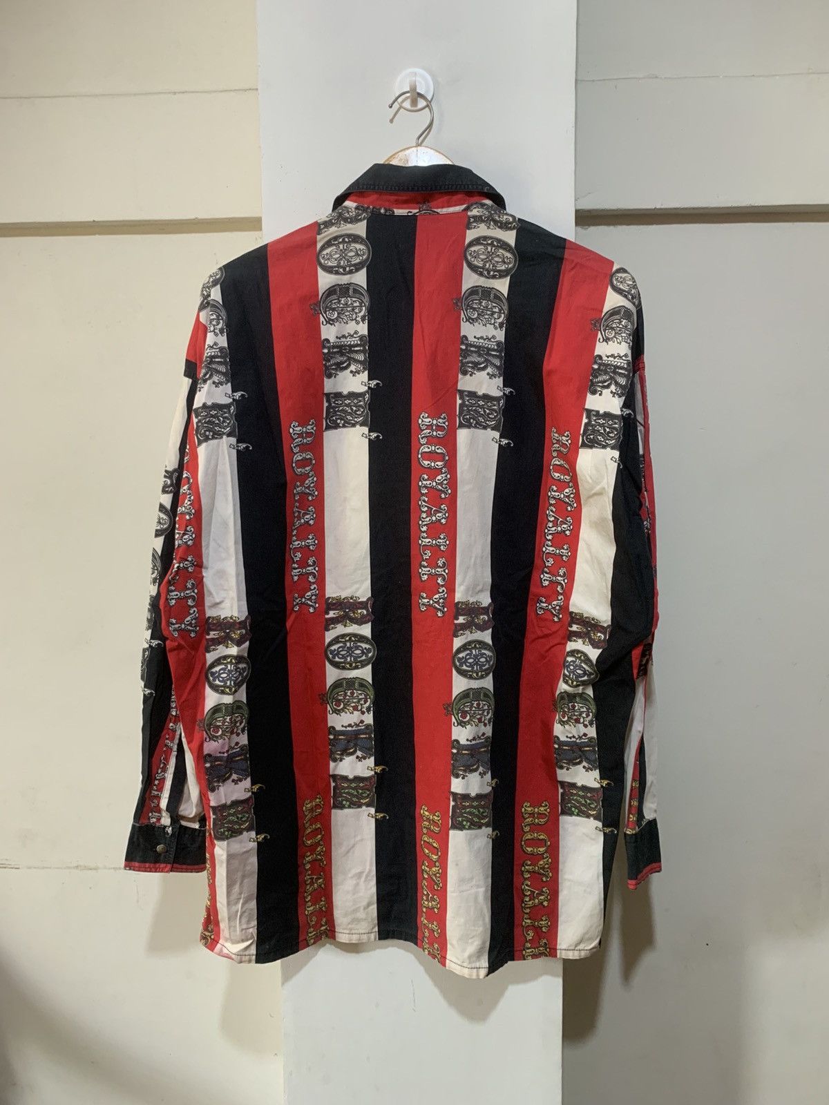 Versace VINTAGE GIANNI VERSACE AOP SHIRT Size US M / EU 48-50 / 2 - 16 Thumbnail