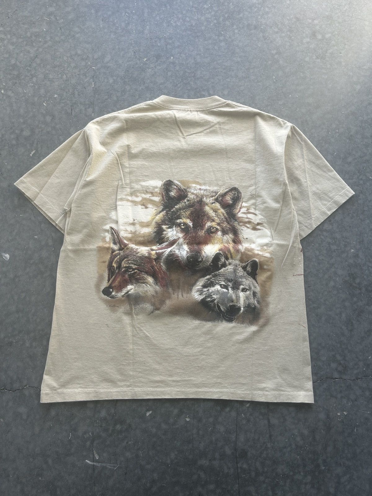 Vintage Vintage 90s Wolf Native Art AOP Graphic Tee Size US L / EU 52-54 / 3 - 6 Thumbnail