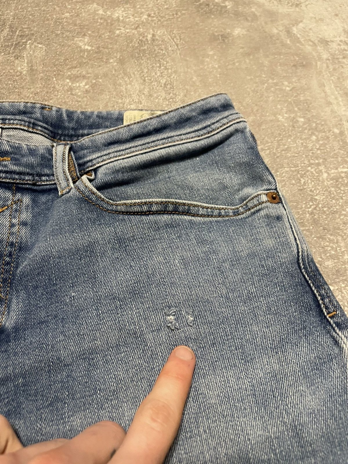 Diesel Vintage Diesel Distressed Denim Jeans Pants 31 Y2K Size US 31 - 16 Thumbnail