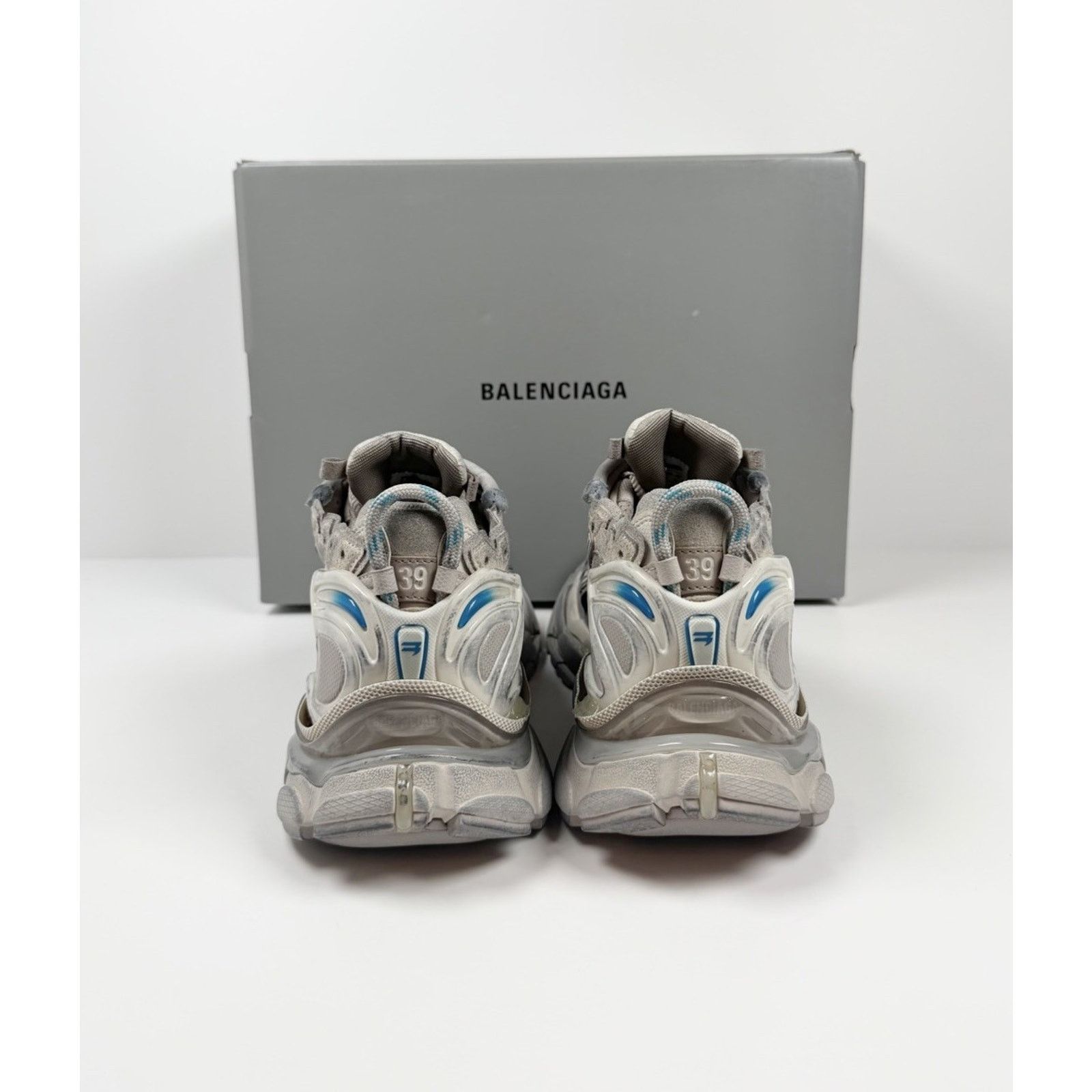 Balenciaga Size 39EU/9W - Balenciaga Runner Nylon Taupe NEW! Size US 9 / IT 39 - 4 Thumbnail