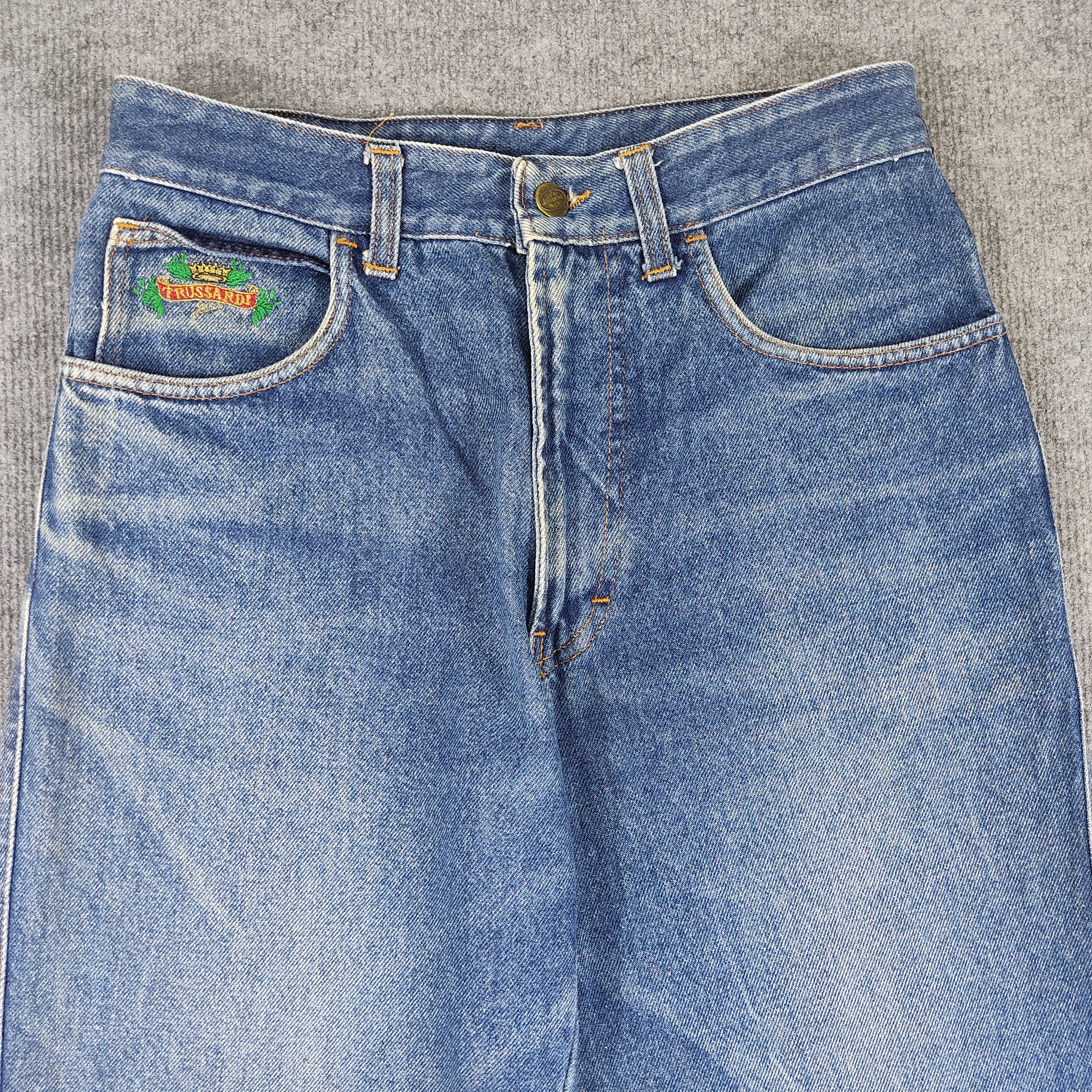 Trussardi × Vintage Vintage Trussardi Jeans Blue Wash L637 Size US 29 - 2 Thumbnail