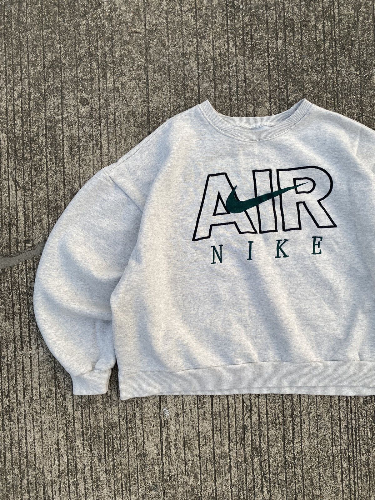 Nike Vintage Customized Nike Crewneck Vintage Cropped Nike Air