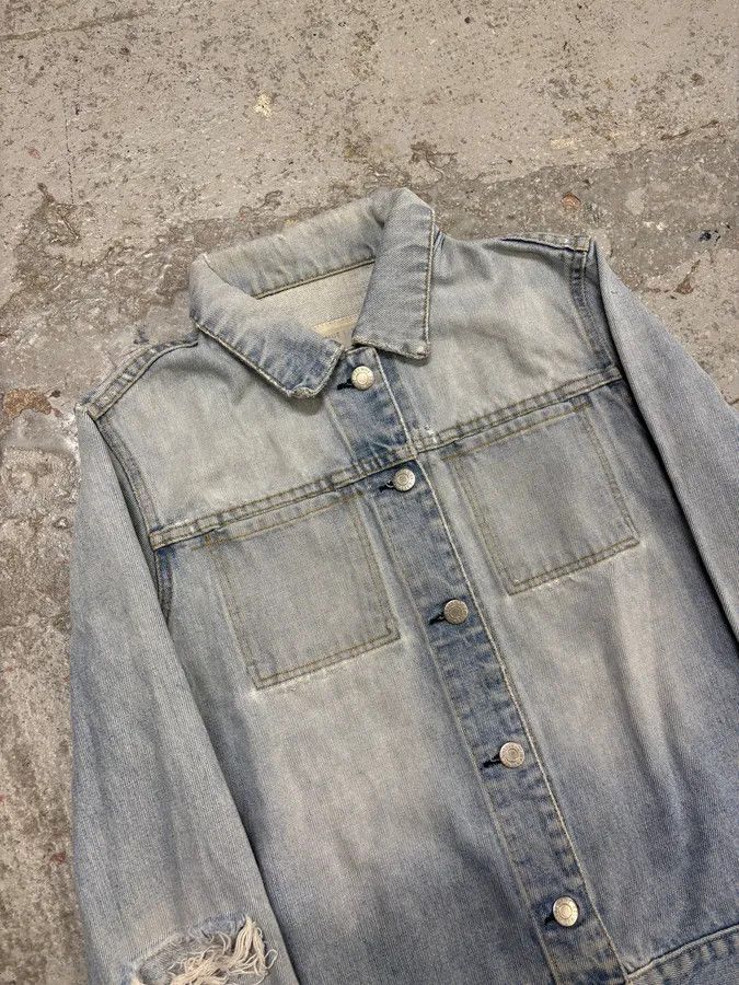 Helmut Lang 1990s Helmut Lang Blue Denim Distressed Jacket Size S / US 4 / IT 40 - 3 Thumbnail