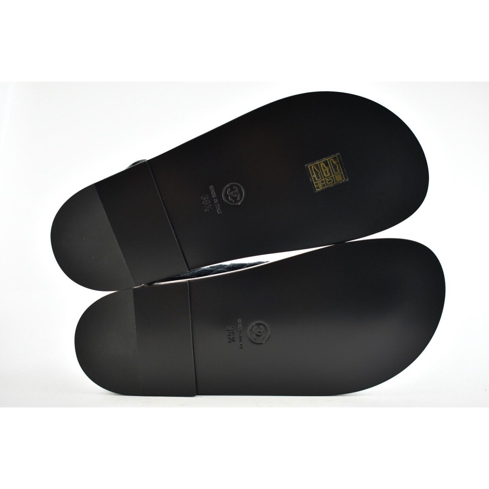 Chanel Chanel 21A Blue Velvet Denim CC Logo Mule Slide Strap Flat Size US 6.5 / IT 36.5 - 12 Thumbnail