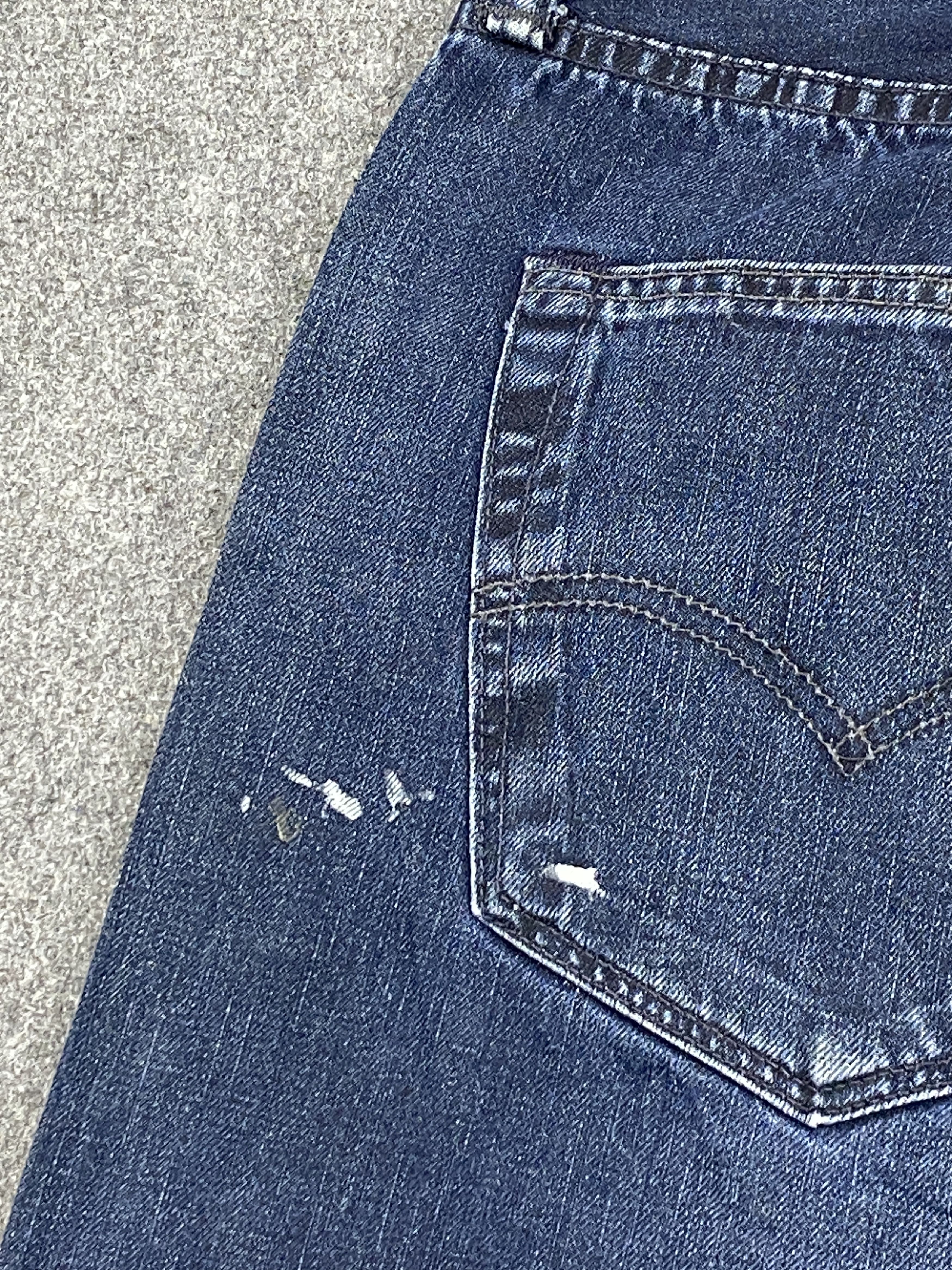 Levi's × Vintage Faded Blue Vintage Levi's 501 Jeans Size US 39 - 14 Thumbnail