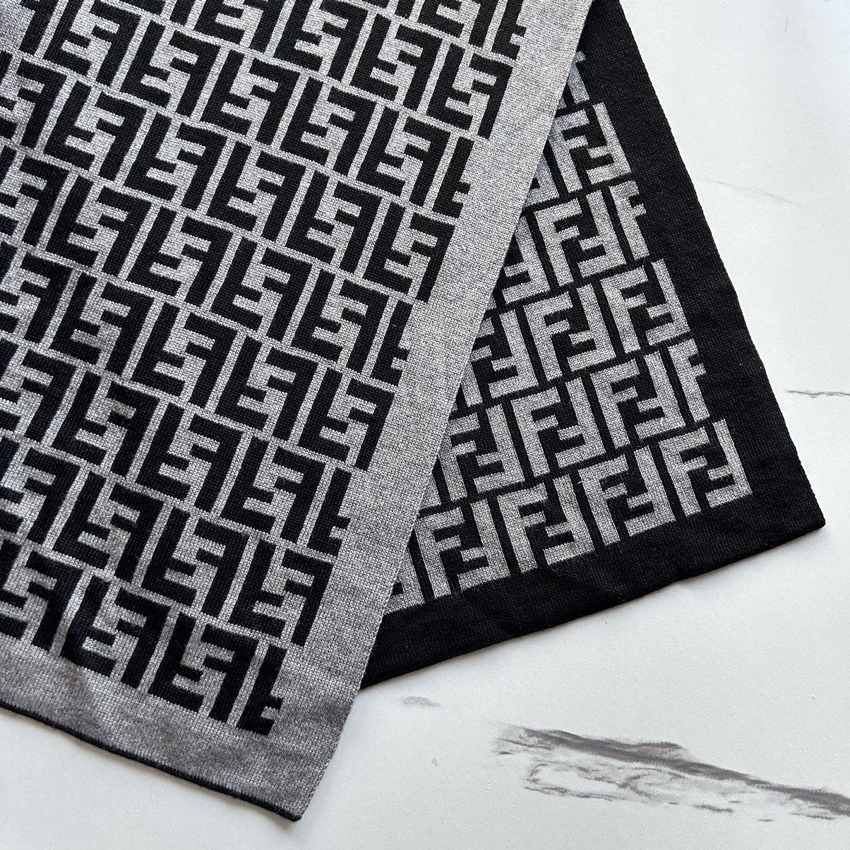 Fendi Fendi FF Logo Scarf Wool Size ONE SIZE - 2 Thumbnail