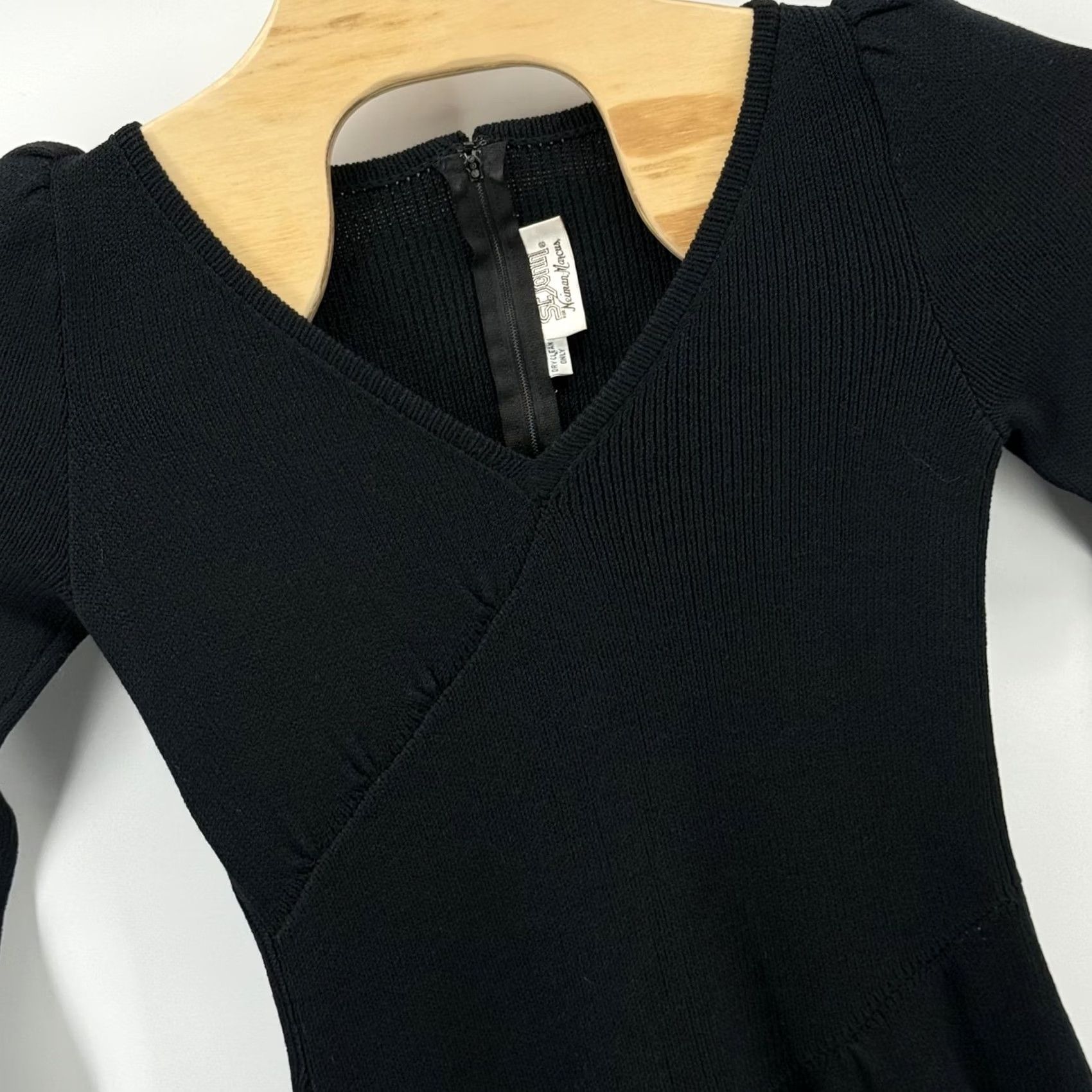 St. John VINTAGE St John Dress Womens Small Knit Puff Sleeve Neiman Marcus 70s Retro Black Wool Long Sleeve Size S / US 4 / IT 40 - 2 Thumbnail