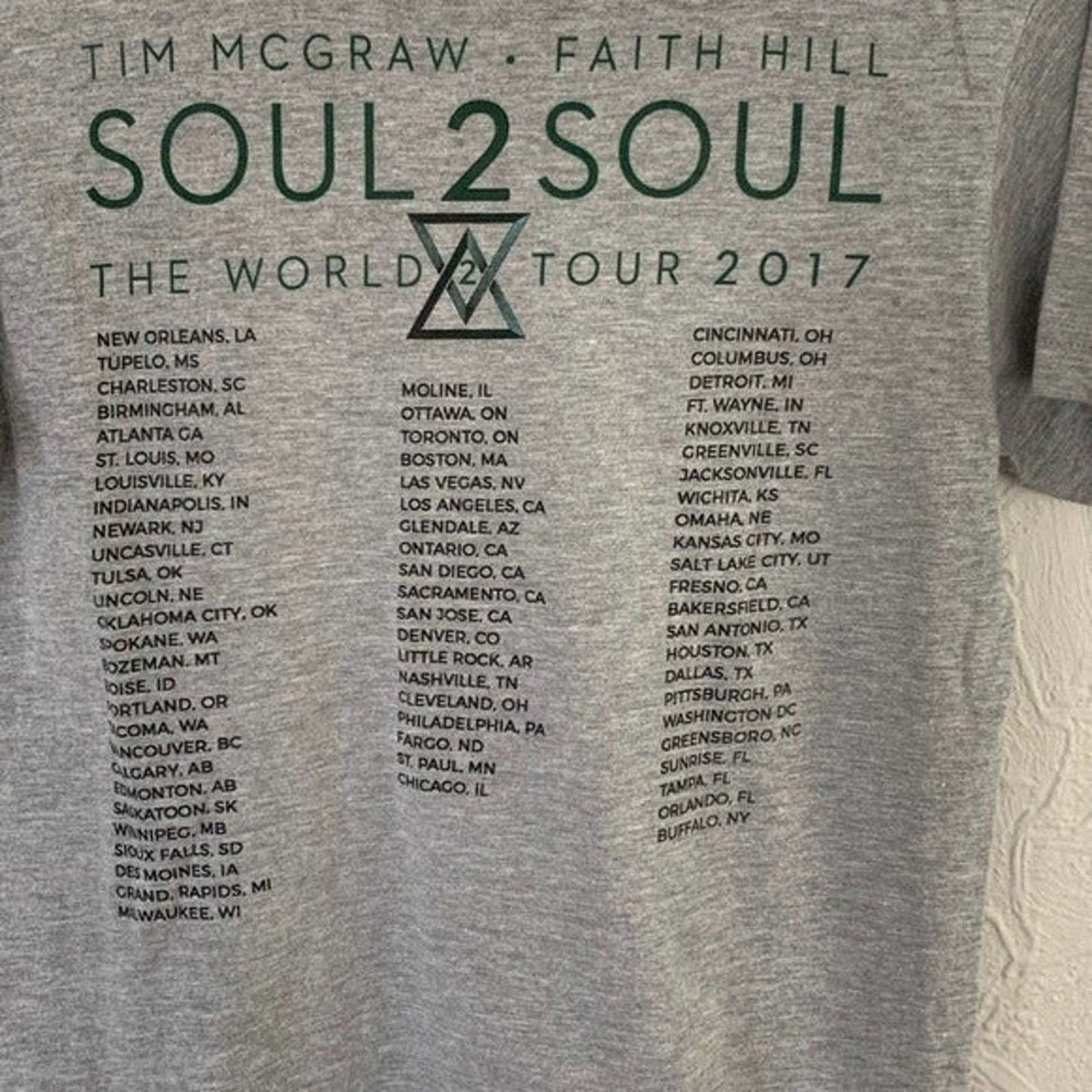 Other 2017 OFFICIAL SOUL 2 SOUL TOUR MCGRAW & FAITH HILL SHIRT Size US S / EU 44-46 / 1 - 2 Thumbnail