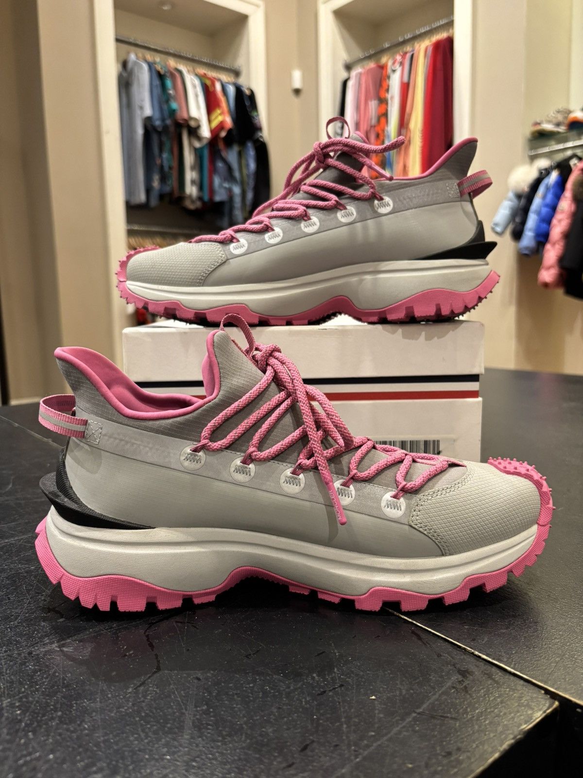 Moncler Moncler Trailgrip Lite 2 Grey/Pink Size US 10 / IT 40 - 4 Thumbnail